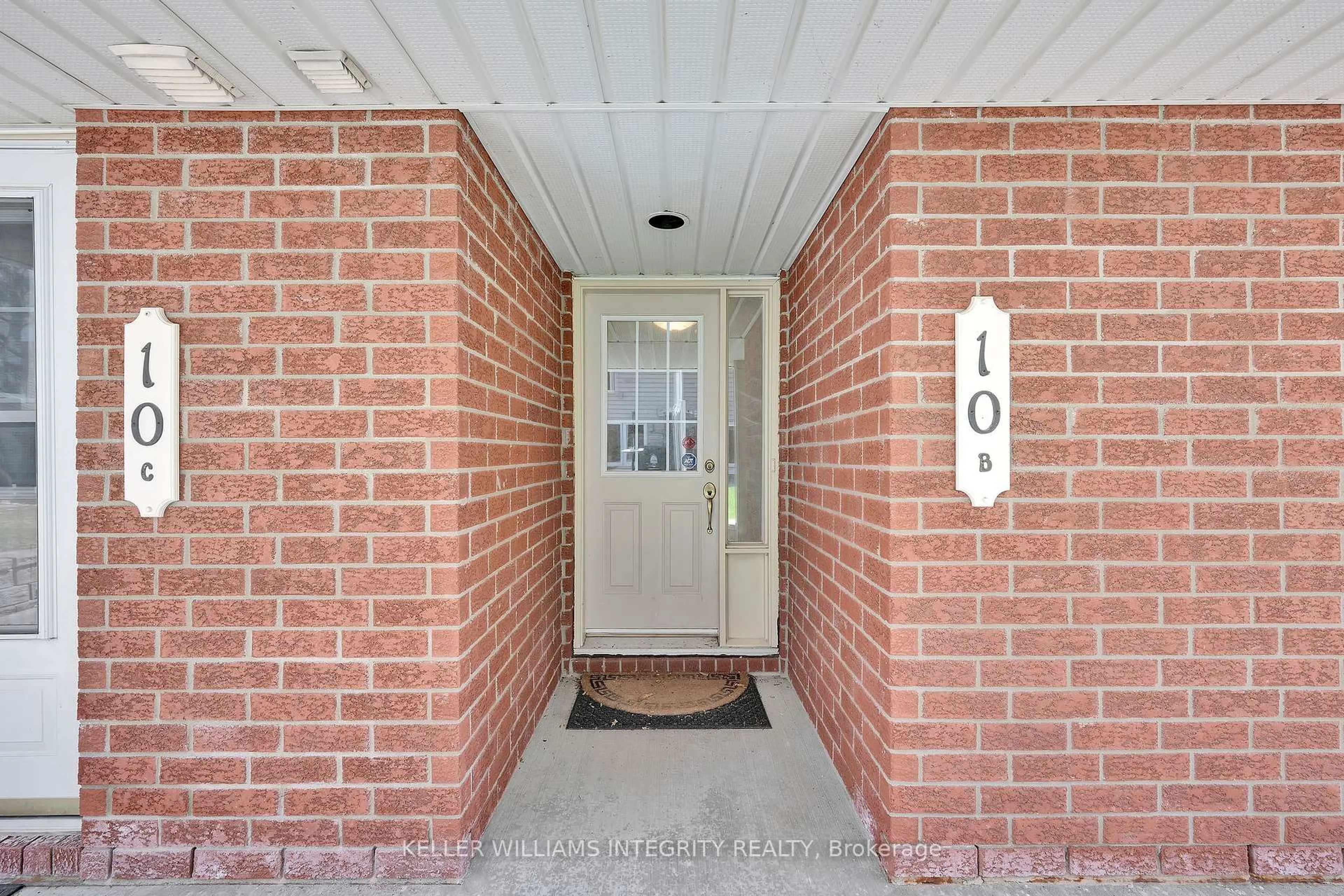 Unknown for 10 Daybreak St #B, Ottawa Ontario K2G 6T9