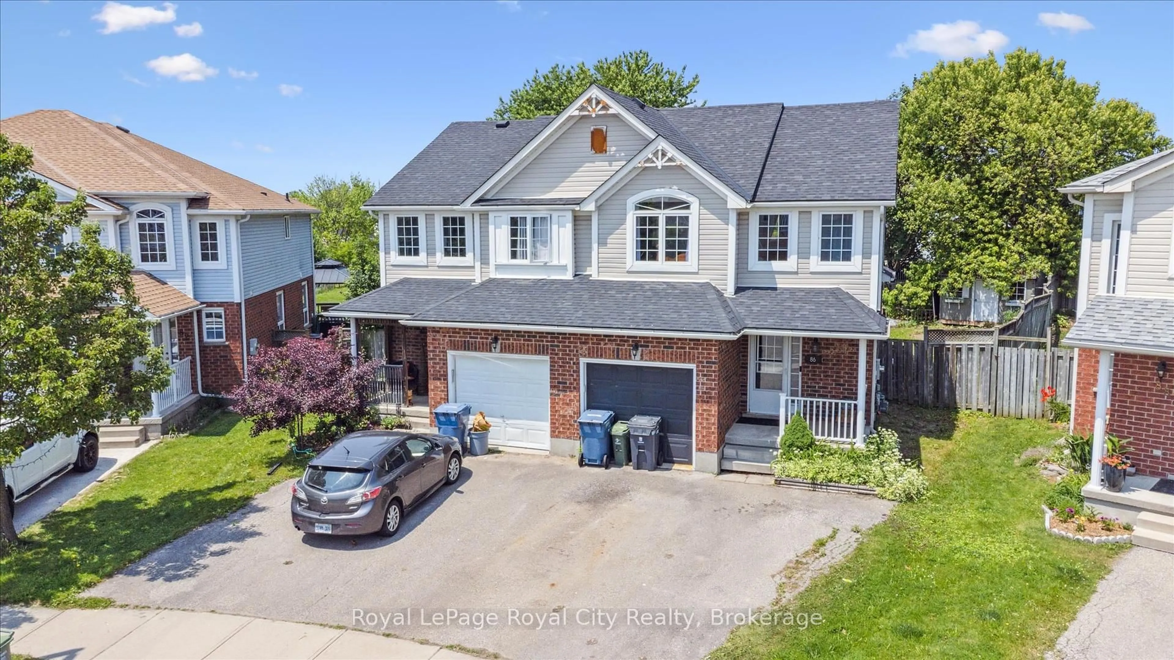 A pic from outside/outdoor area/front of a property/back of a property/a pic from drone, street for 86 Swift Cres, Guelph Ontario N1E 7J1