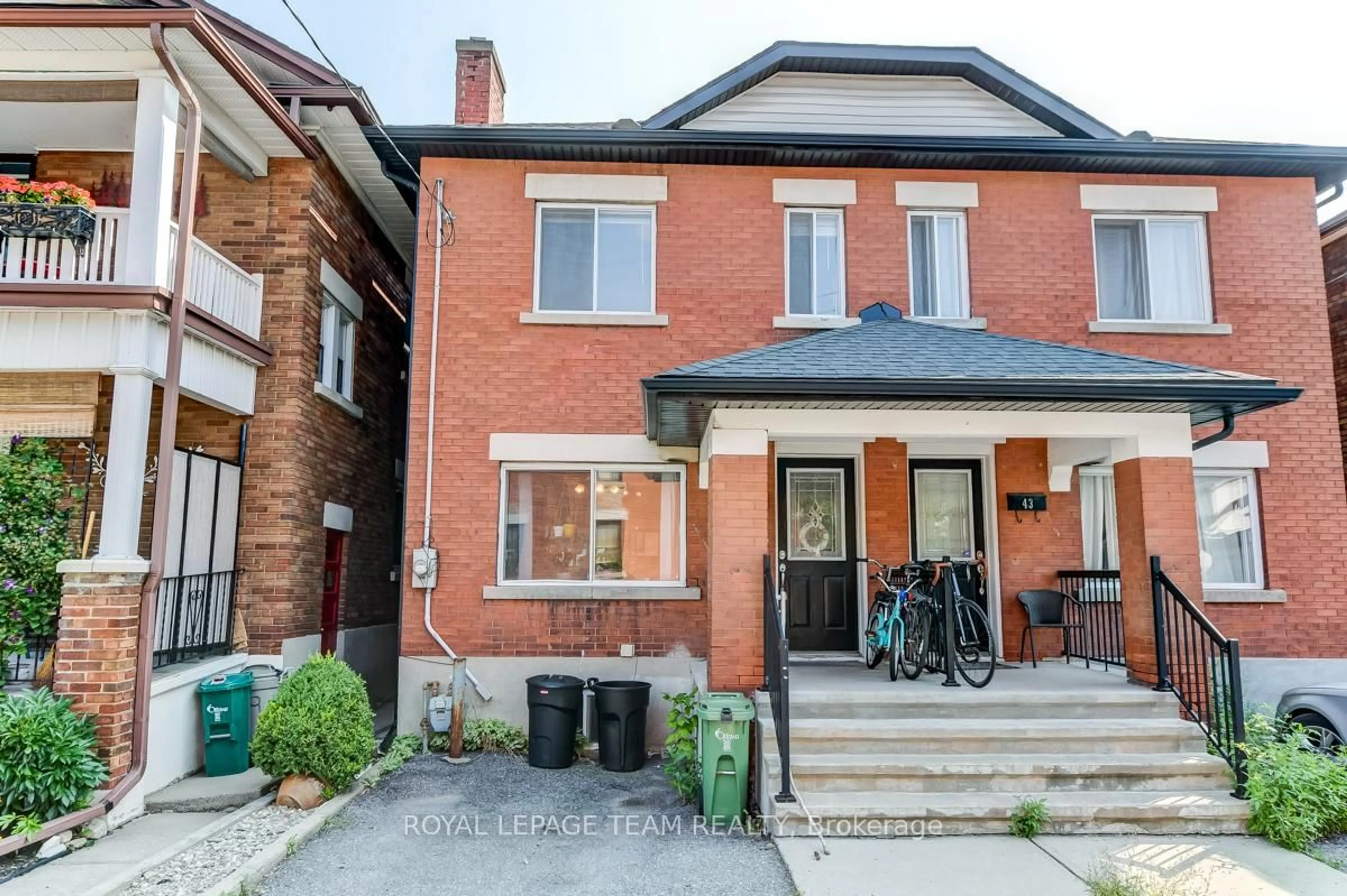 Home with brick exterior material, street for 41 Beverley Ave, Ottawa Ontario K1Y 1M7