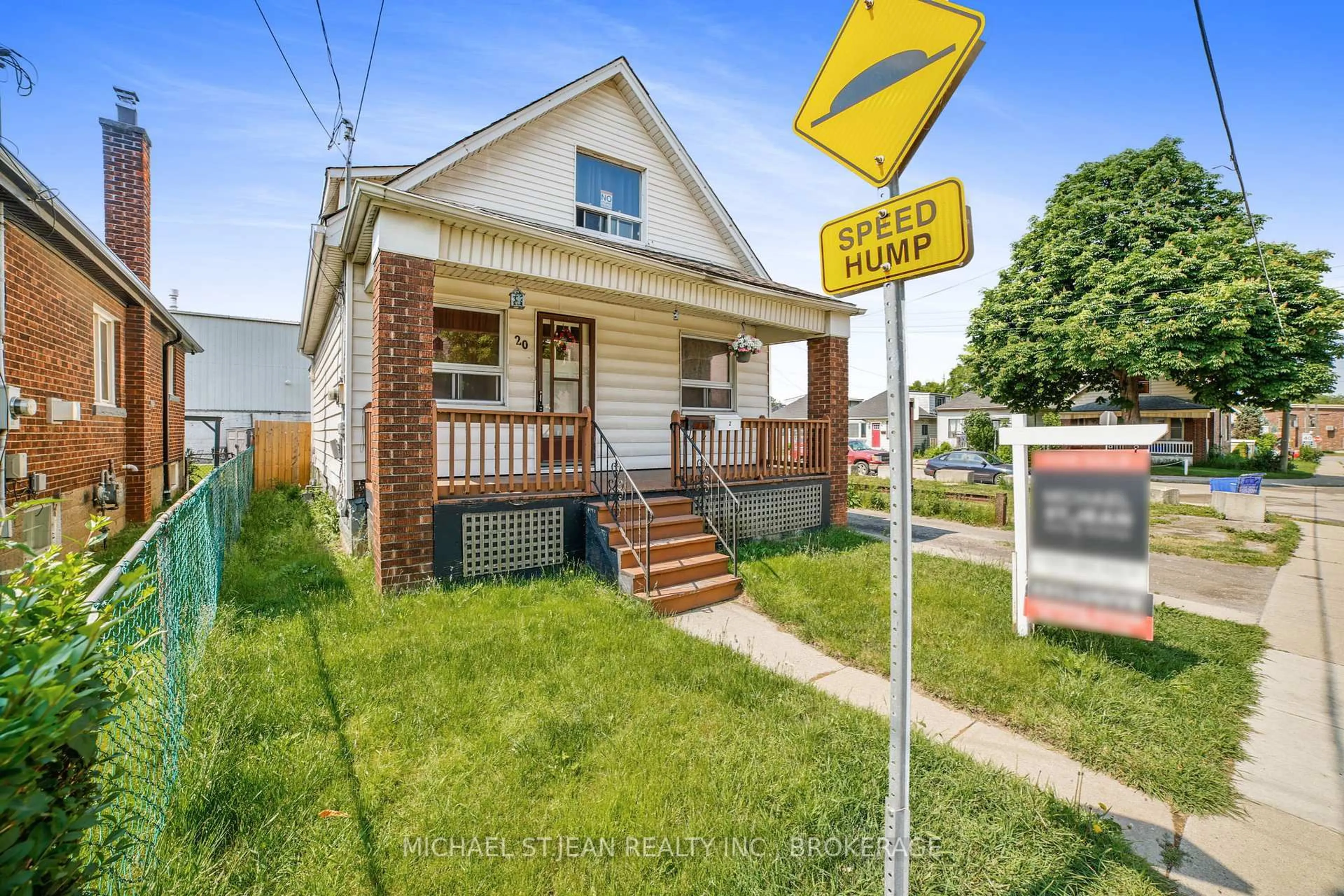 Home with brick exterior material, street for 20 Gertrude St, Hamilton Ontario L8L 4B8