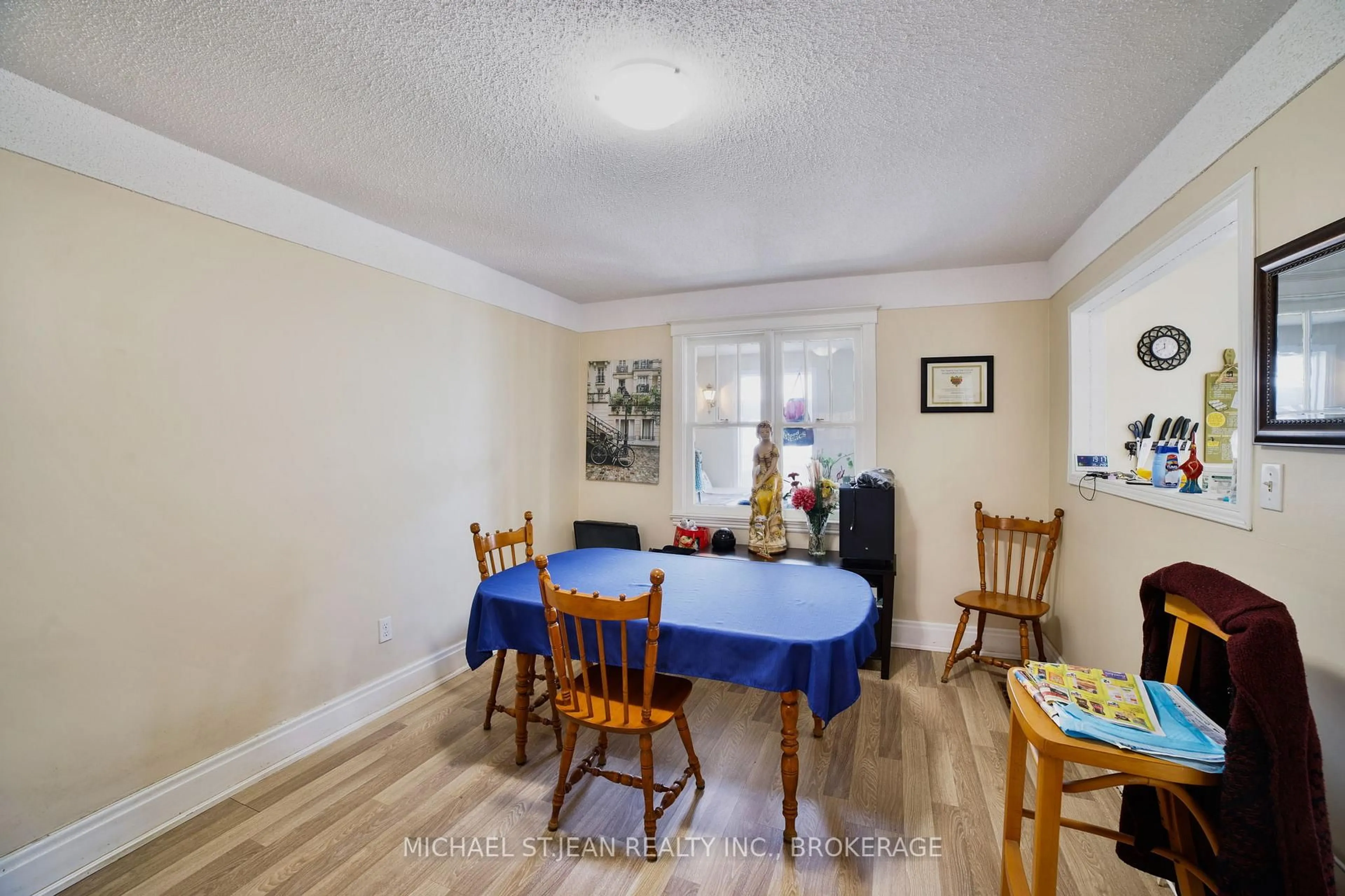 Dining room, unknown for 20 Gertrude St, Hamilton Ontario L8L 4B8