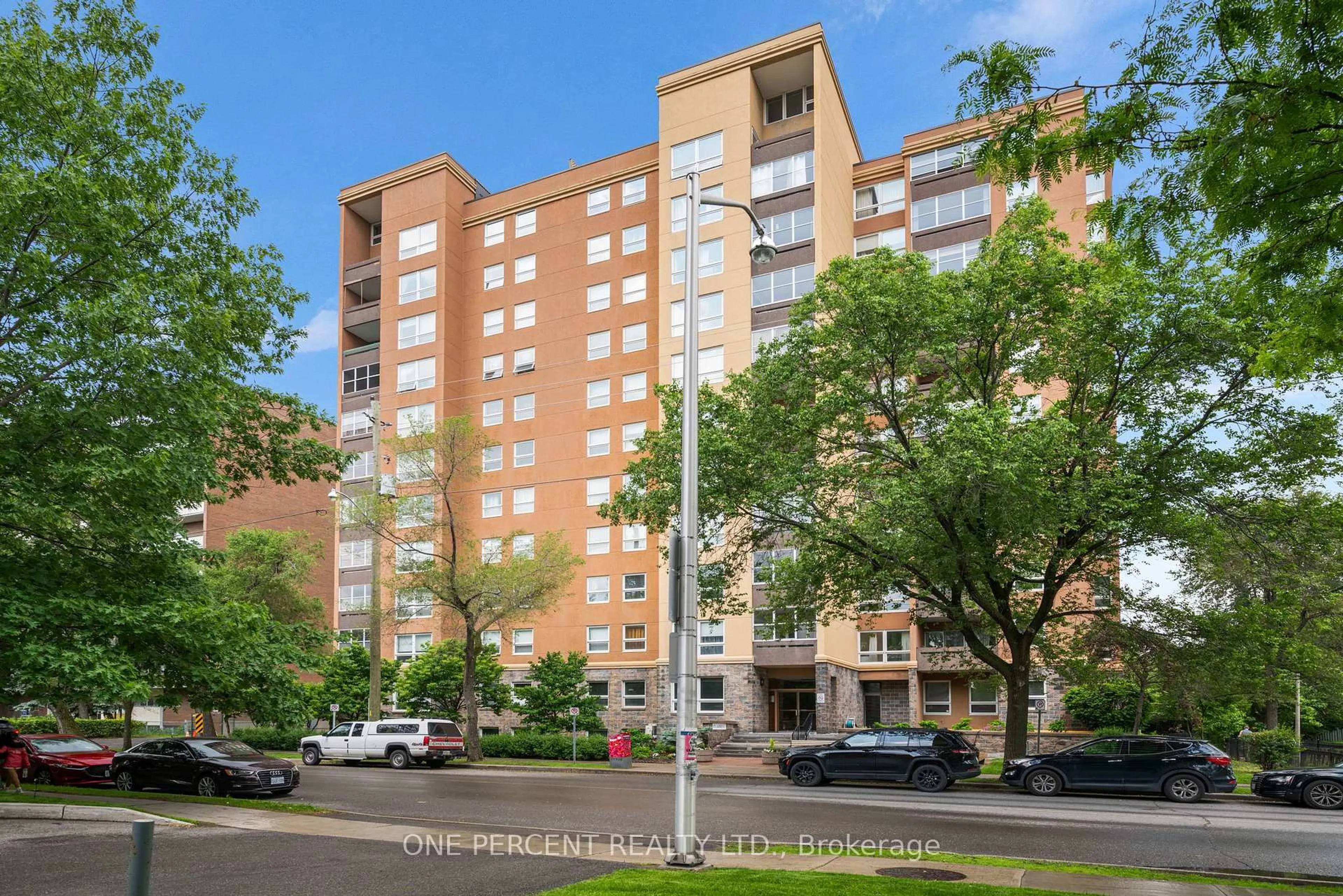 Unknown for 373 Laurier Ave #201, Ottawa Ontario K1N 8X6