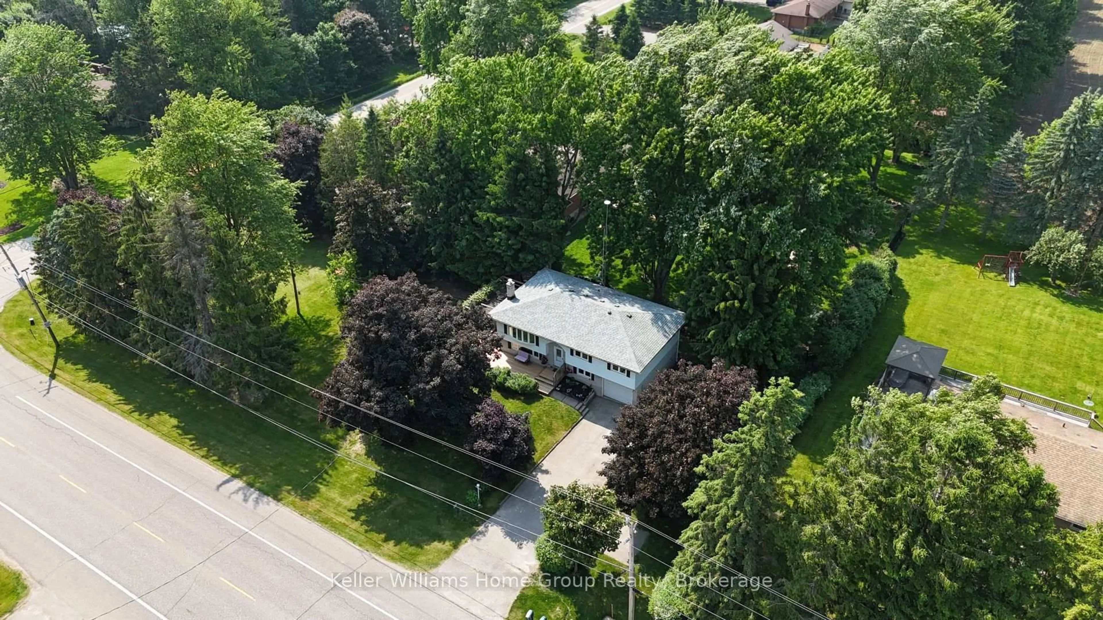 A pic from outside/outdoor area/front of a property/back of a property/a pic from drone, street for 7392 Wellington Rd 51 Rd, Guelph/Eramosa Ontario N0B 1B0