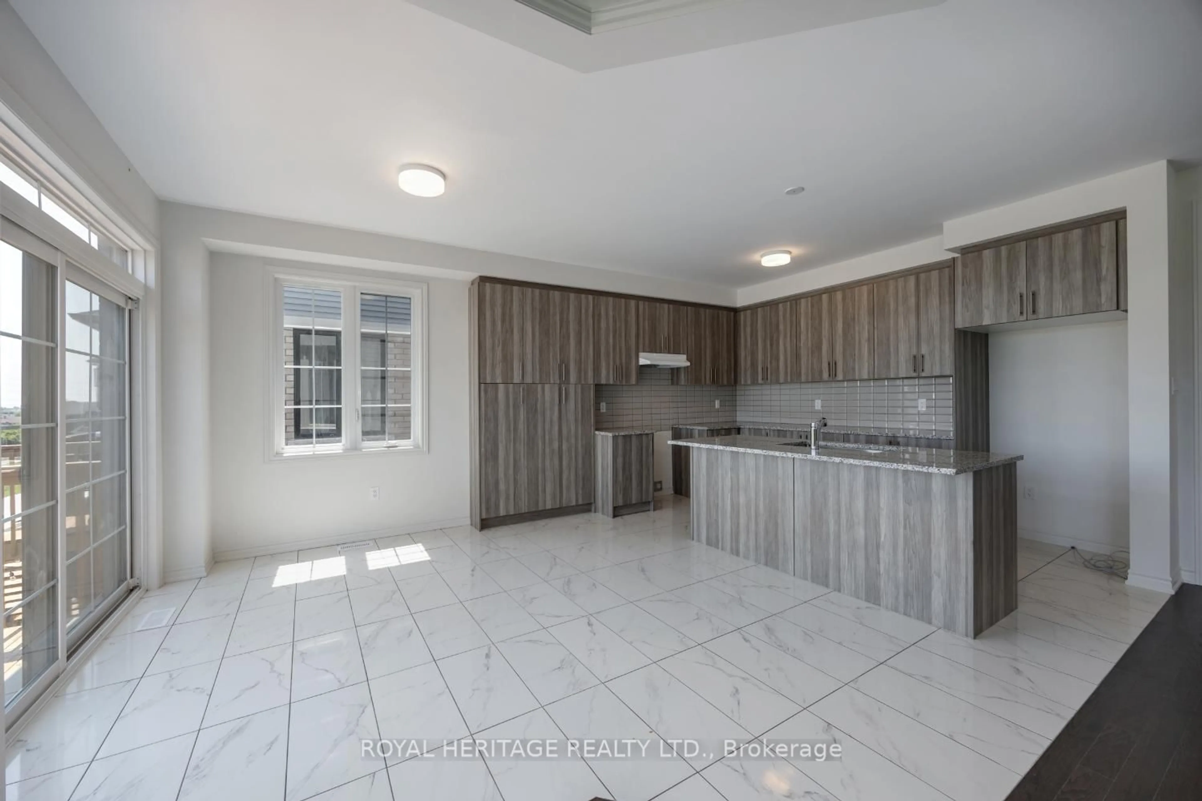 Open concept kitchen, unknown for 1010 Trailsview Ave, Cobourg Ontario K9A 4J6