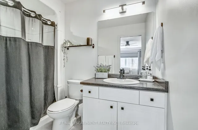 Additional property image - 247 Festival Way Unit 16