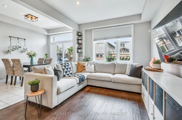 Additional property image - 247 Festival Way Unit 16