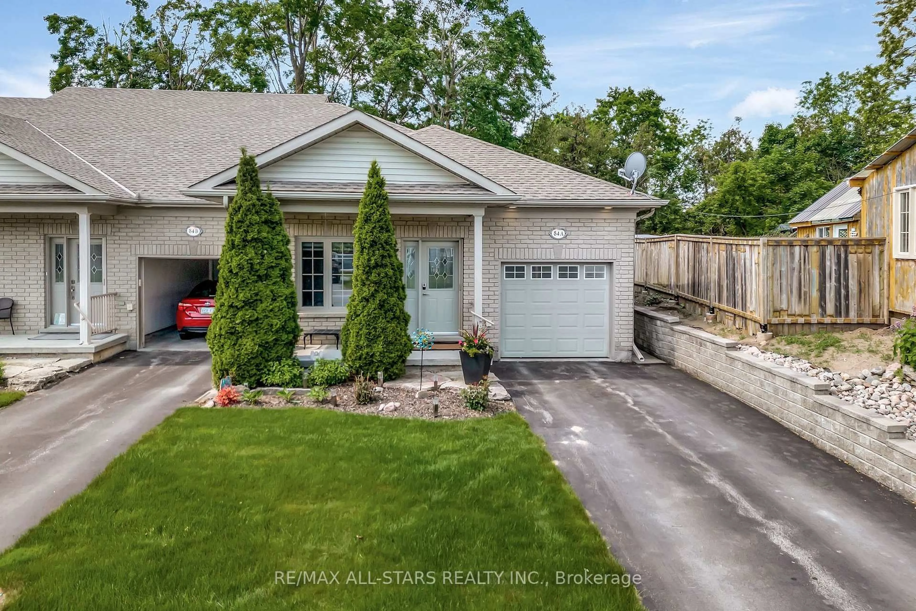 Unknown for 84A Francis St, Kawartha Lakes Ontario K0M 1N0