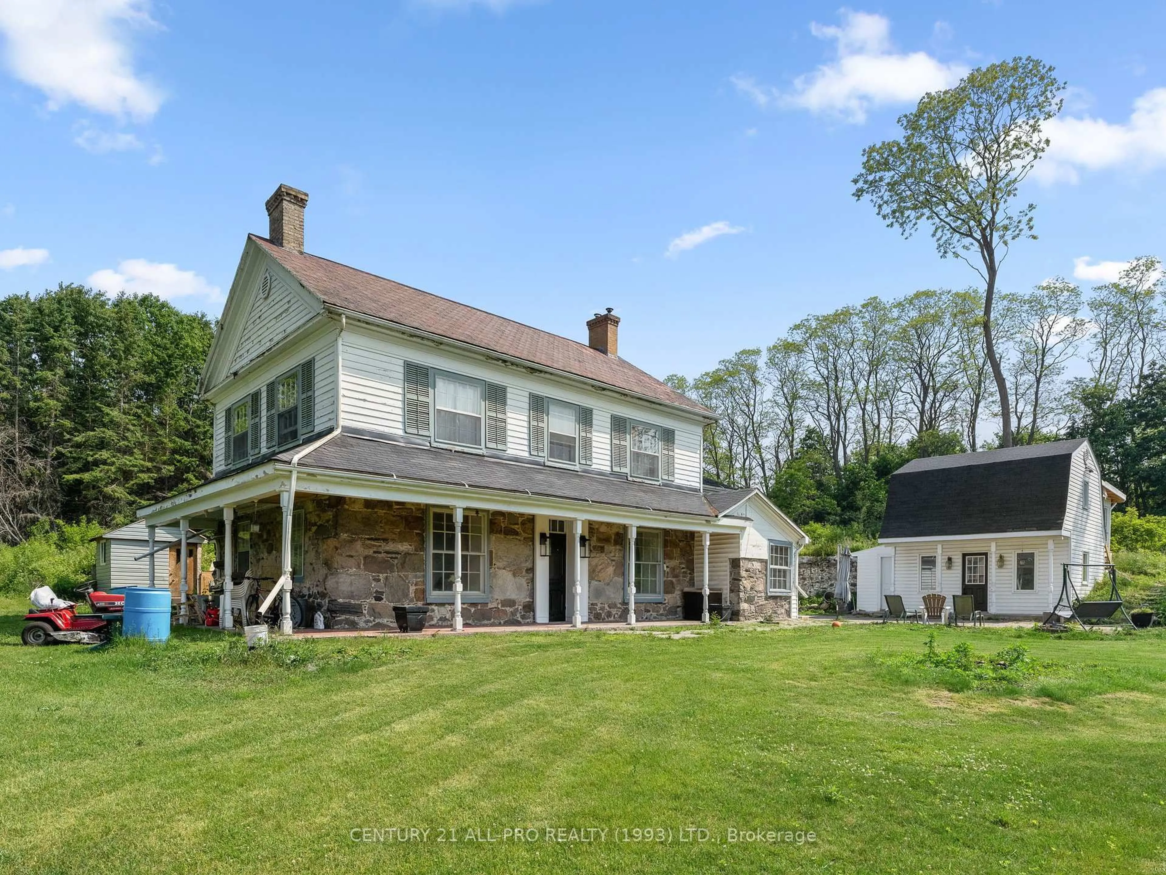 A pic from outside/outdoor area/front of a property/back of a property/a pic from drone, unknown for 9340 Danforth Rd, Hamilton Township Ontario K9A 4J9