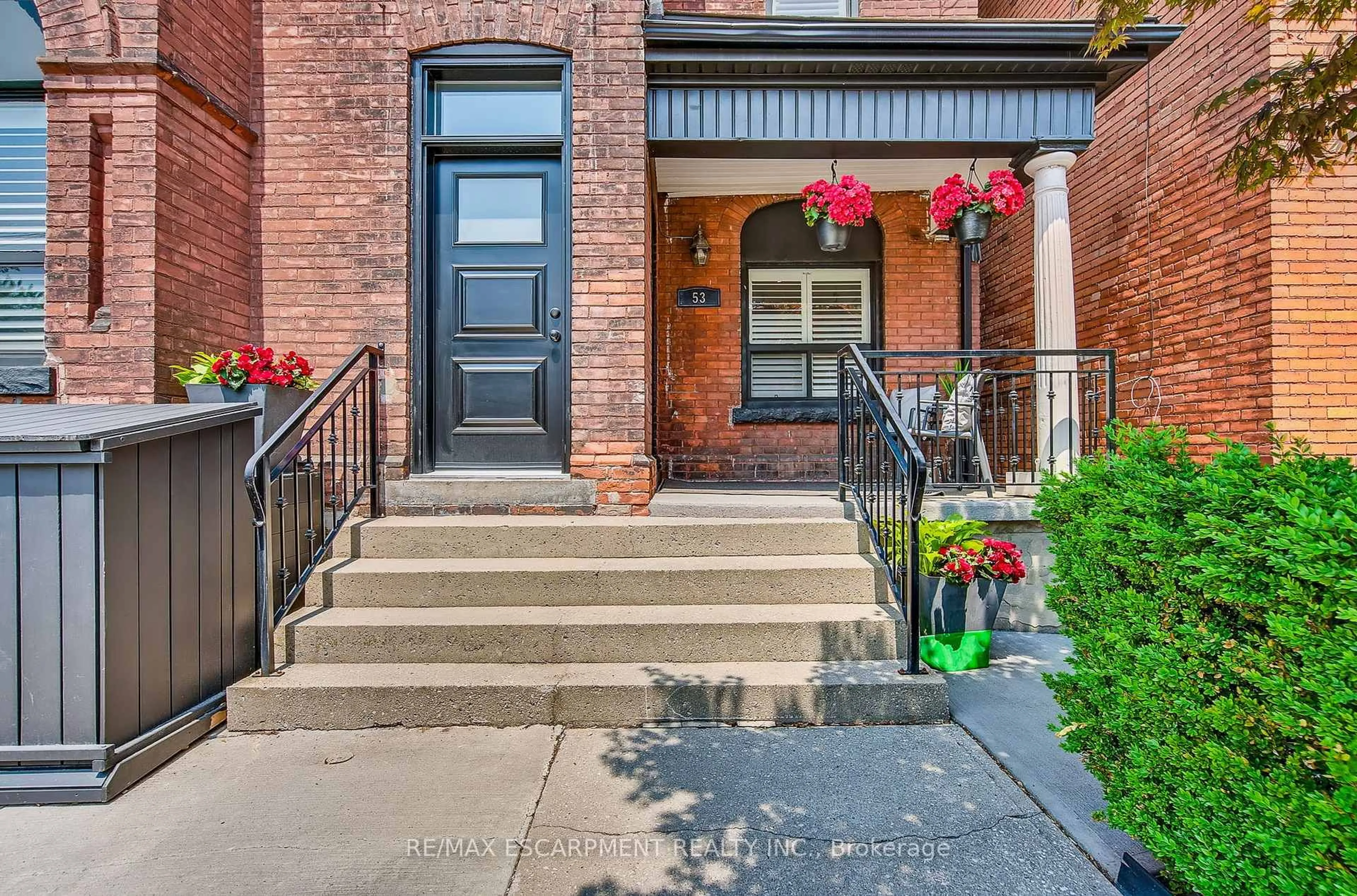 Unknown for 53 Murray St, Hamilton Ontario L8L 3E0