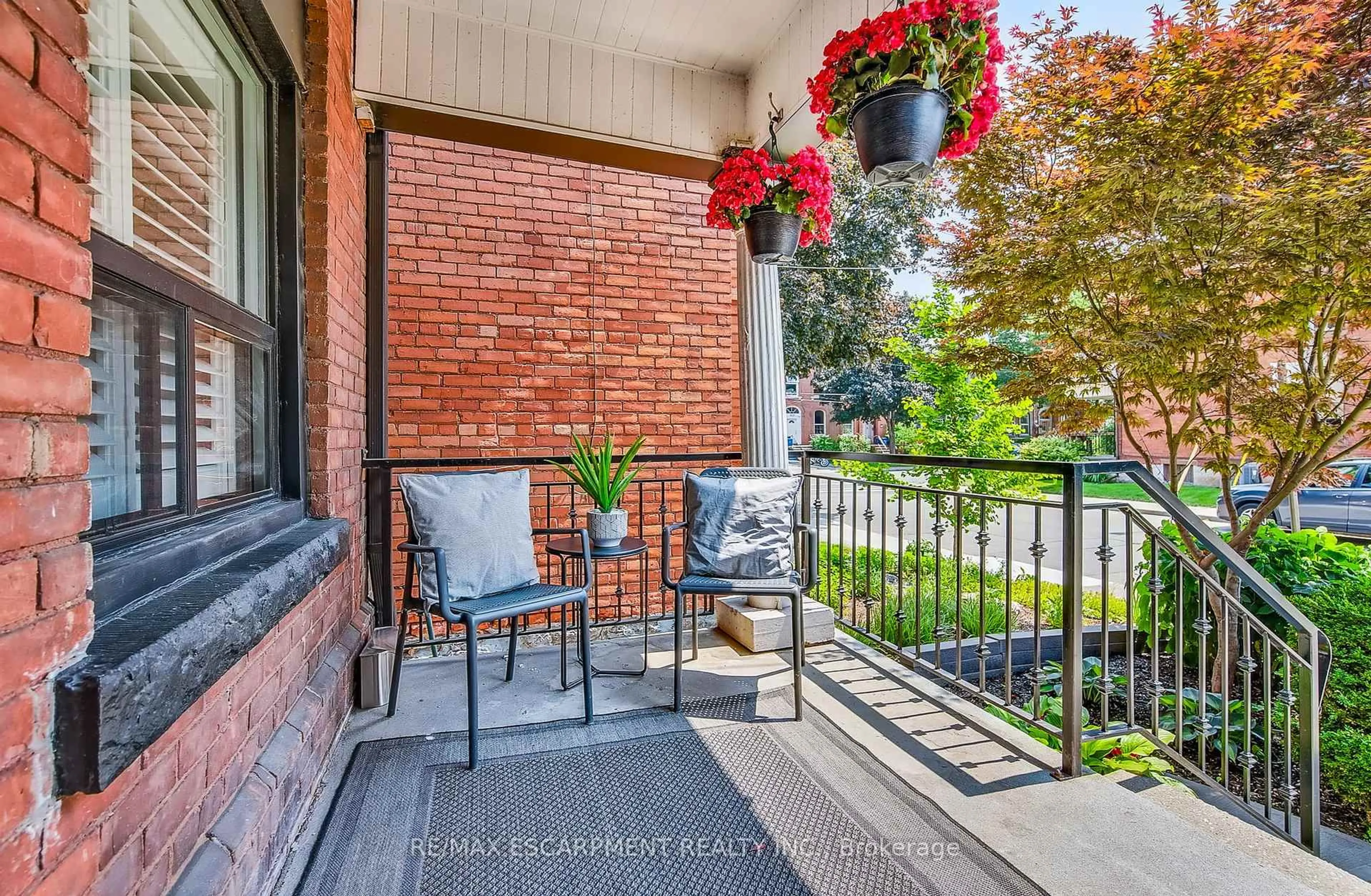 Patio, street for 53 Murray St, Hamilton Ontario L8L 3E0