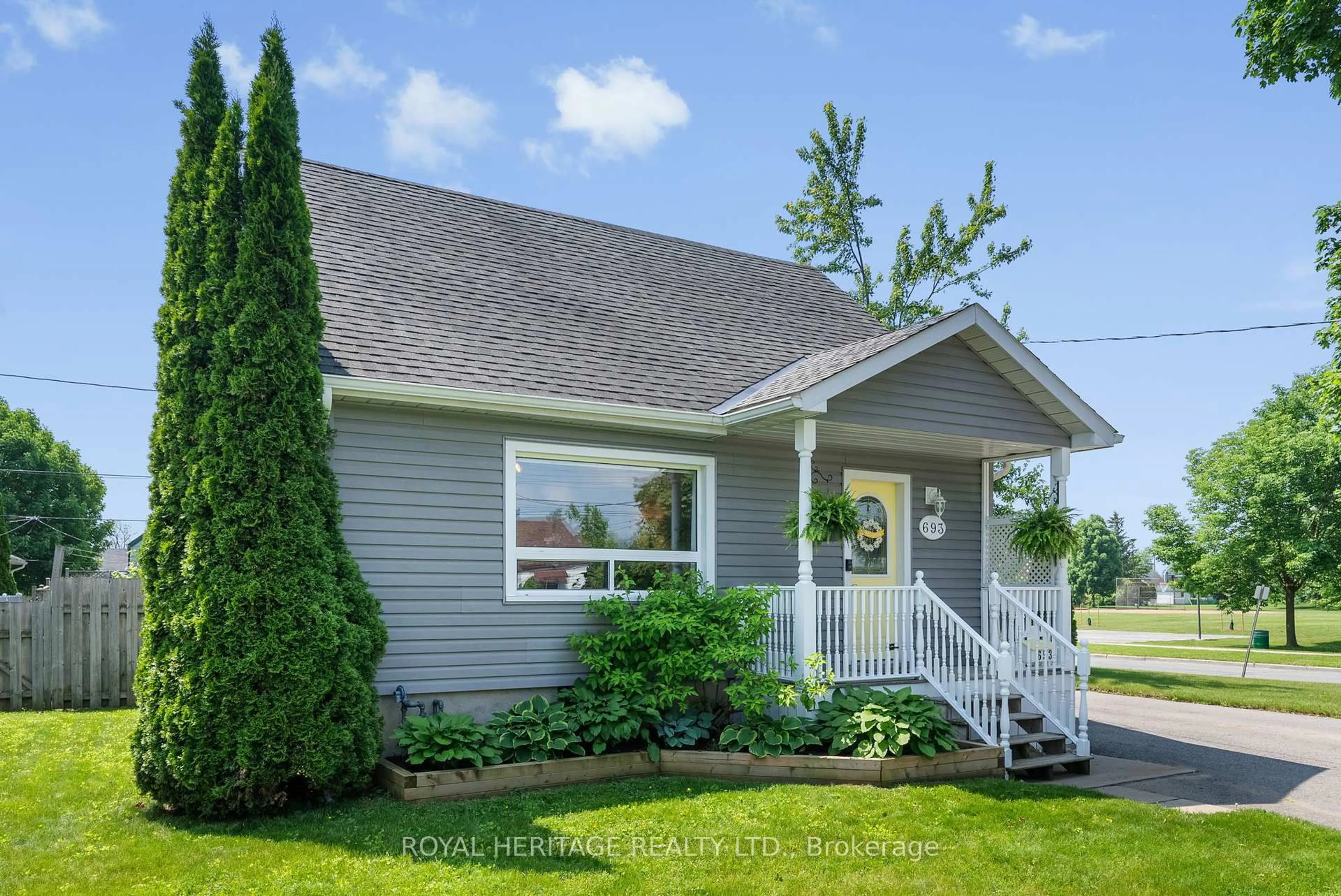 Home with vinyl exterior material, street for 693 Hawley St, Peterborough South Ontario K9J 4C7