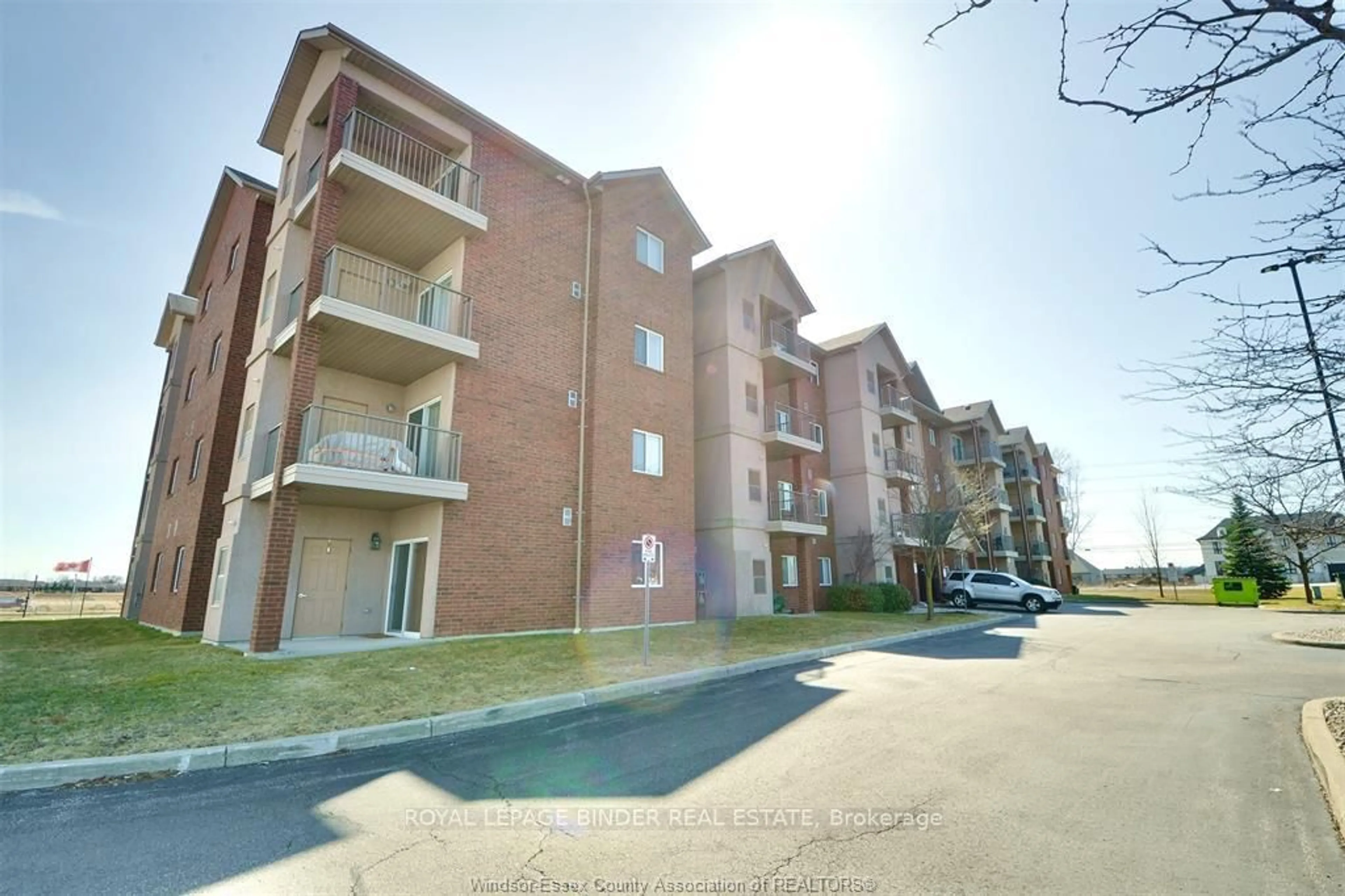 Unknown for 2650 Sandwich Pkwy #107, LaSalle Ontario N9H 0A7