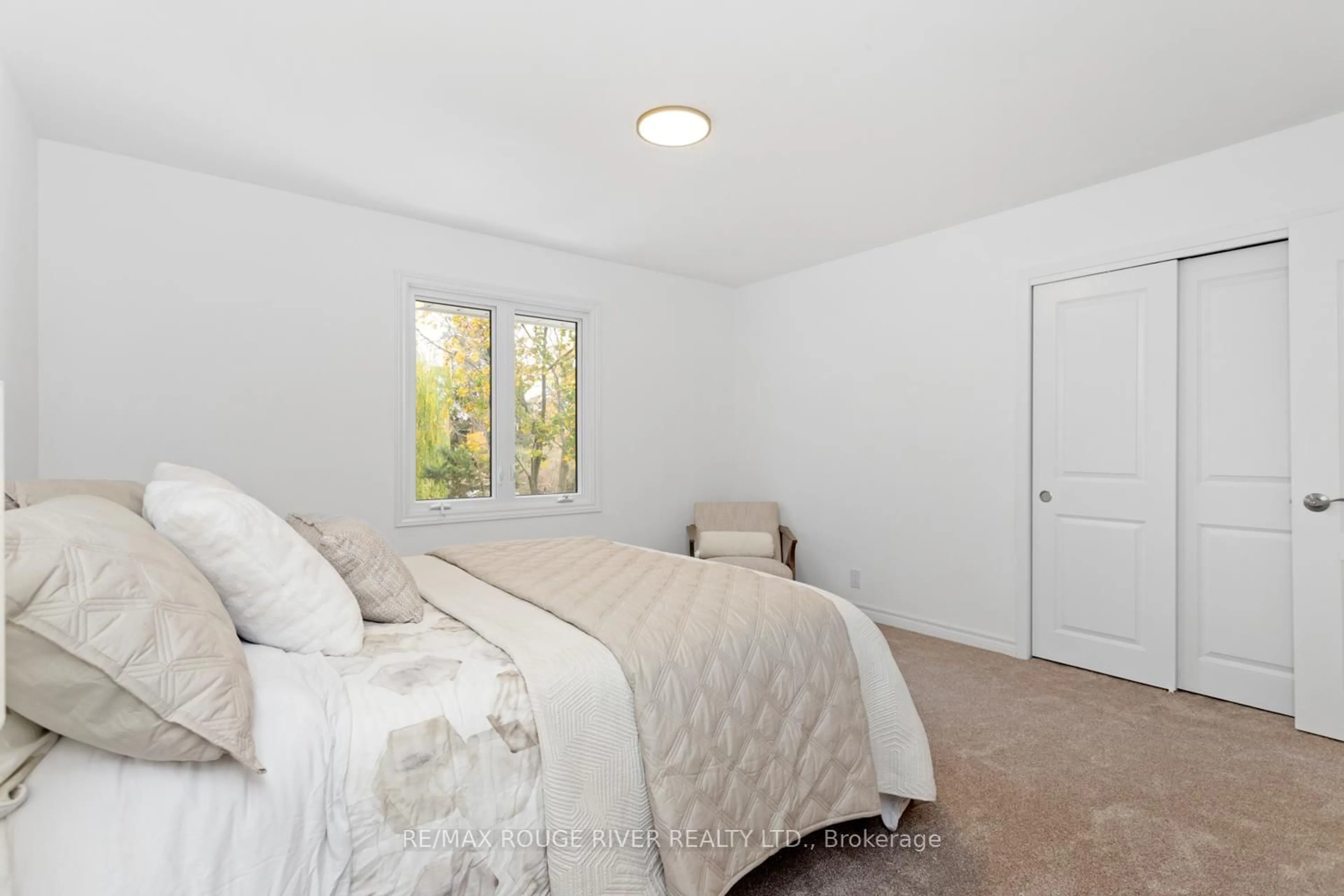 Bedroom with bed, unknown for 27 Keller Dr, Belleville Ontario K8P 4B3