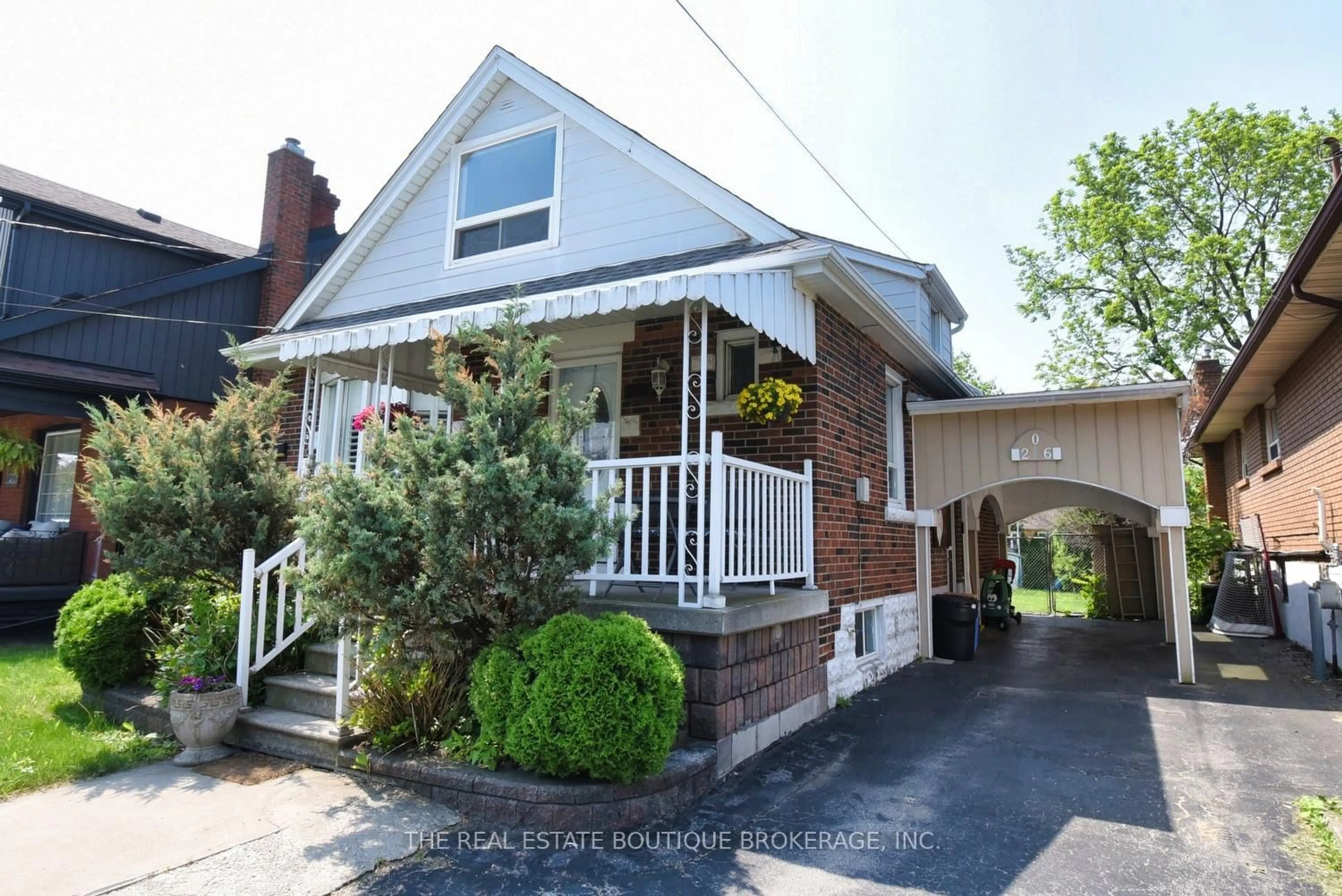 Unknown for 206 Crockett St, Hamilton Ontario L8V 1H2