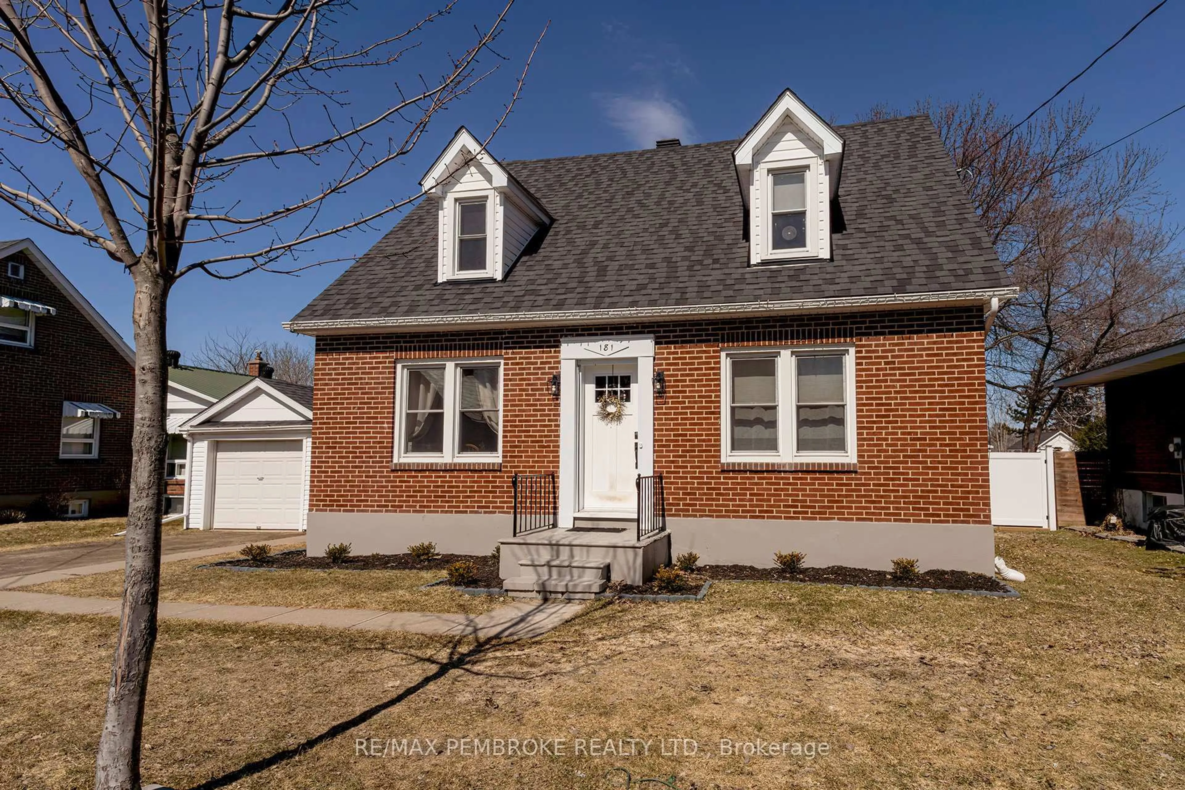 Home with brick exterior material, street for 181 Morris St, Pembroke Ontario K8A 2L1