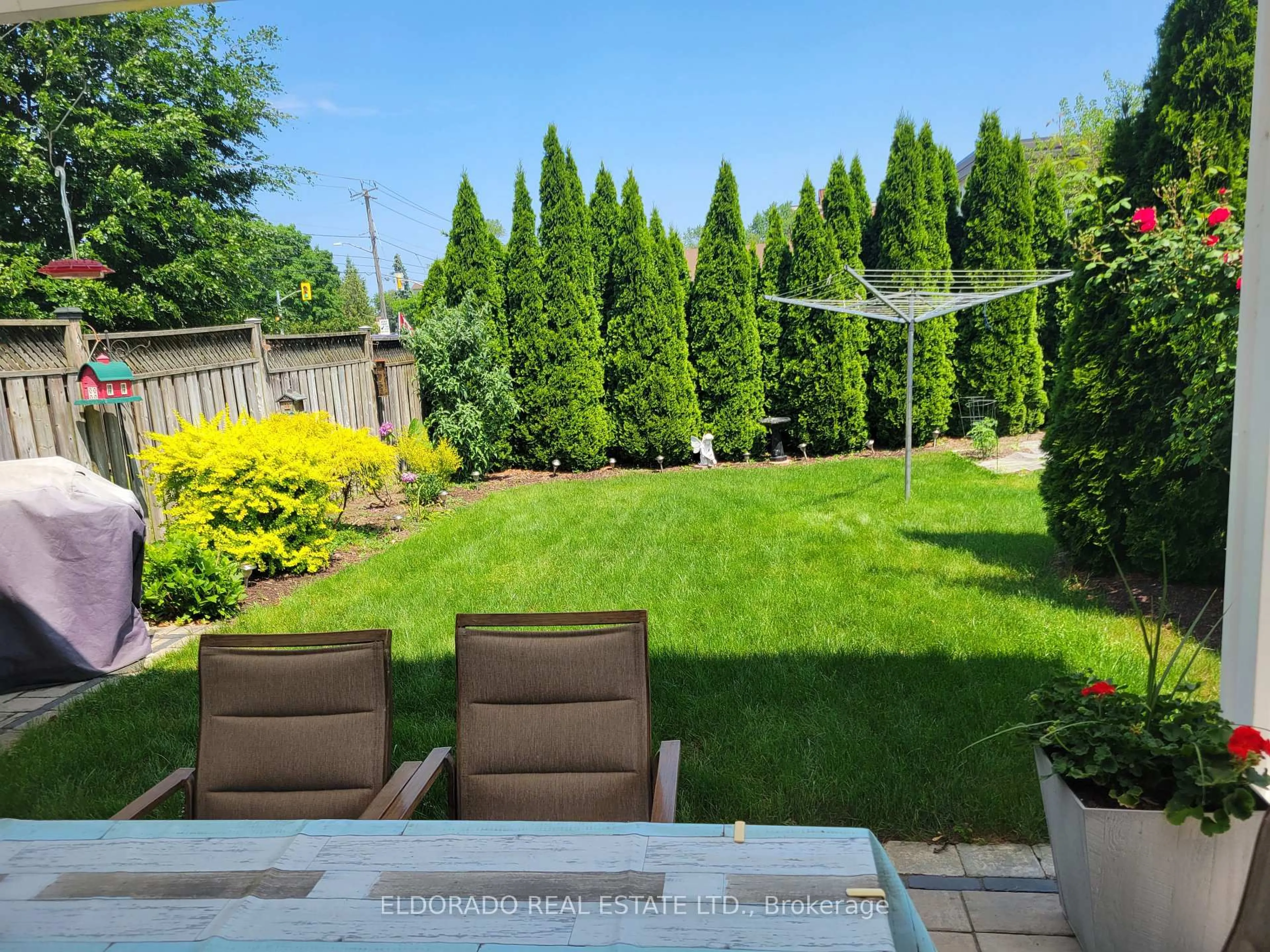 Patio, unknown for 3 Black Knight Rd, St. Catharines Ontario L2N 3B9
