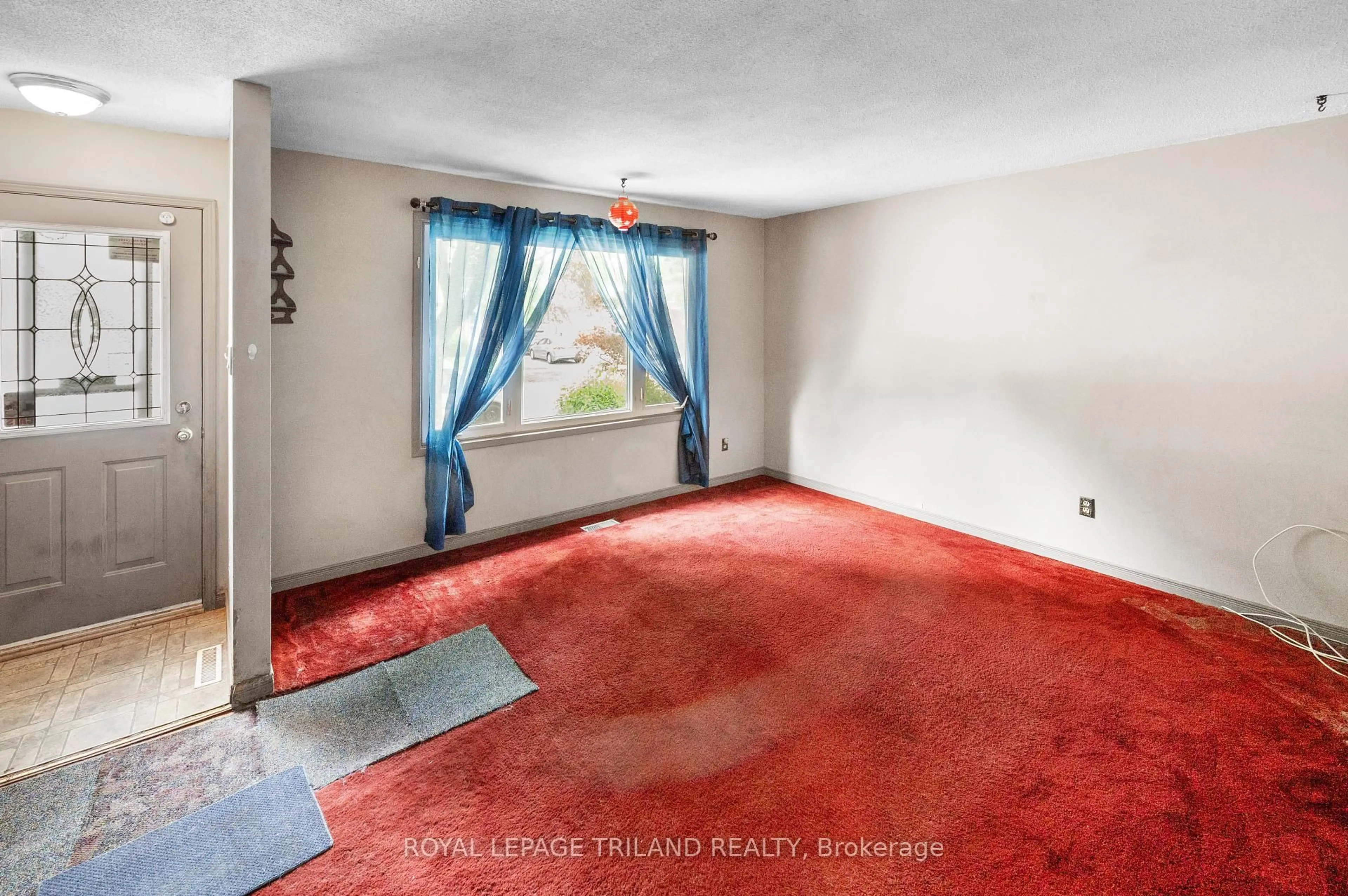 A pic of a room for 59 AUGUSTA Cres, London South Ontario N6E 2C9