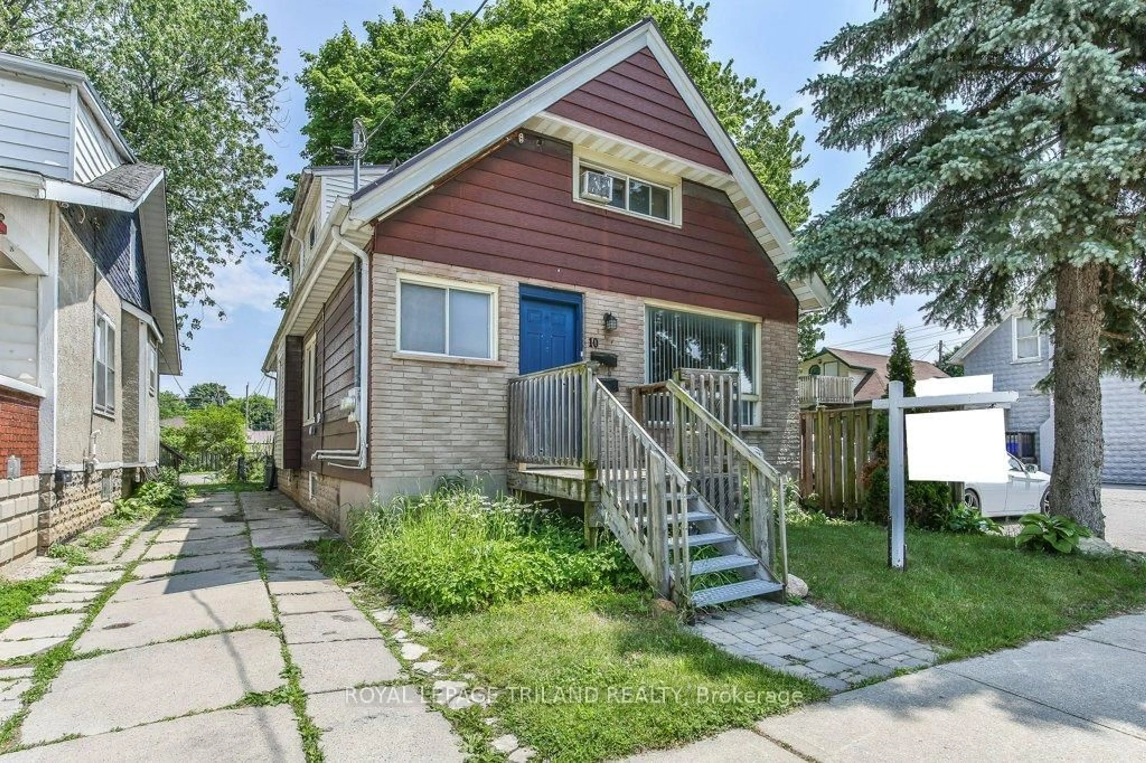 Home with brick exterior material, street for 10 LINWOOD St, London East Ontario N5Y 1W2