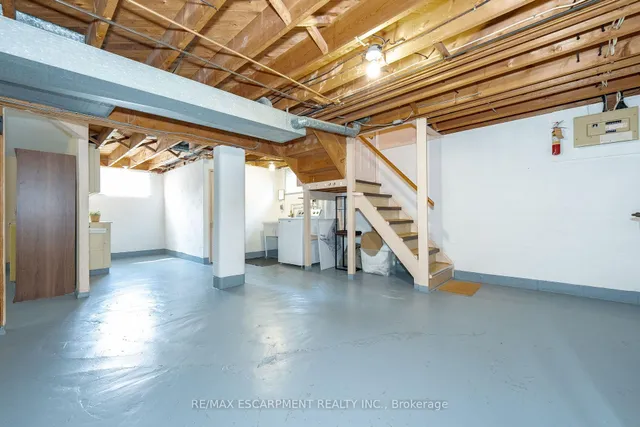 Additional property image - 84 Blanmora Dr