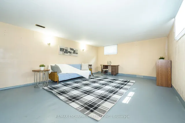 Additional property image - 84 Blanmora Dr