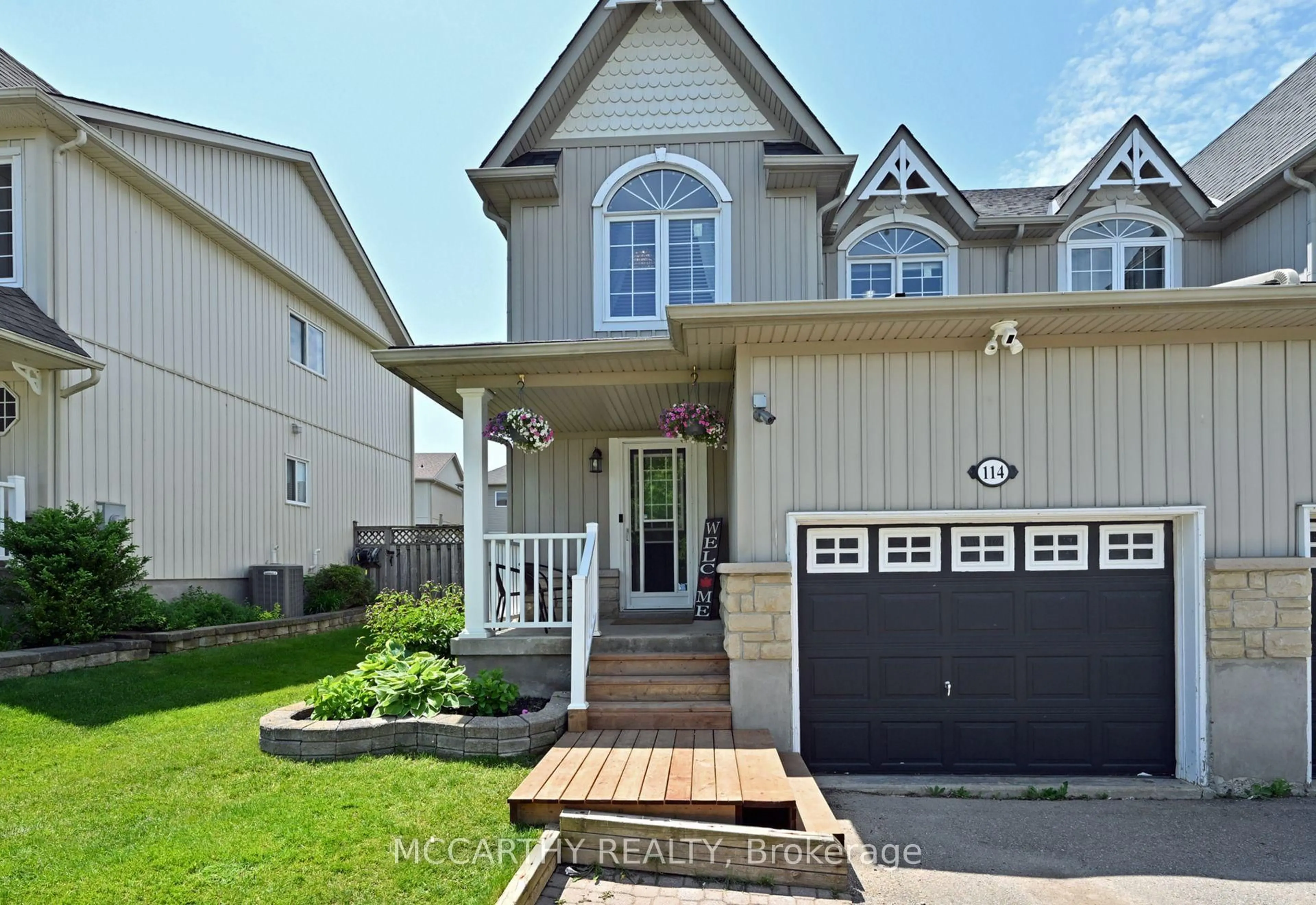 Home with vinyl exterior material, street for 114 Marion St, Shelburne Ontario L9V 3C2
