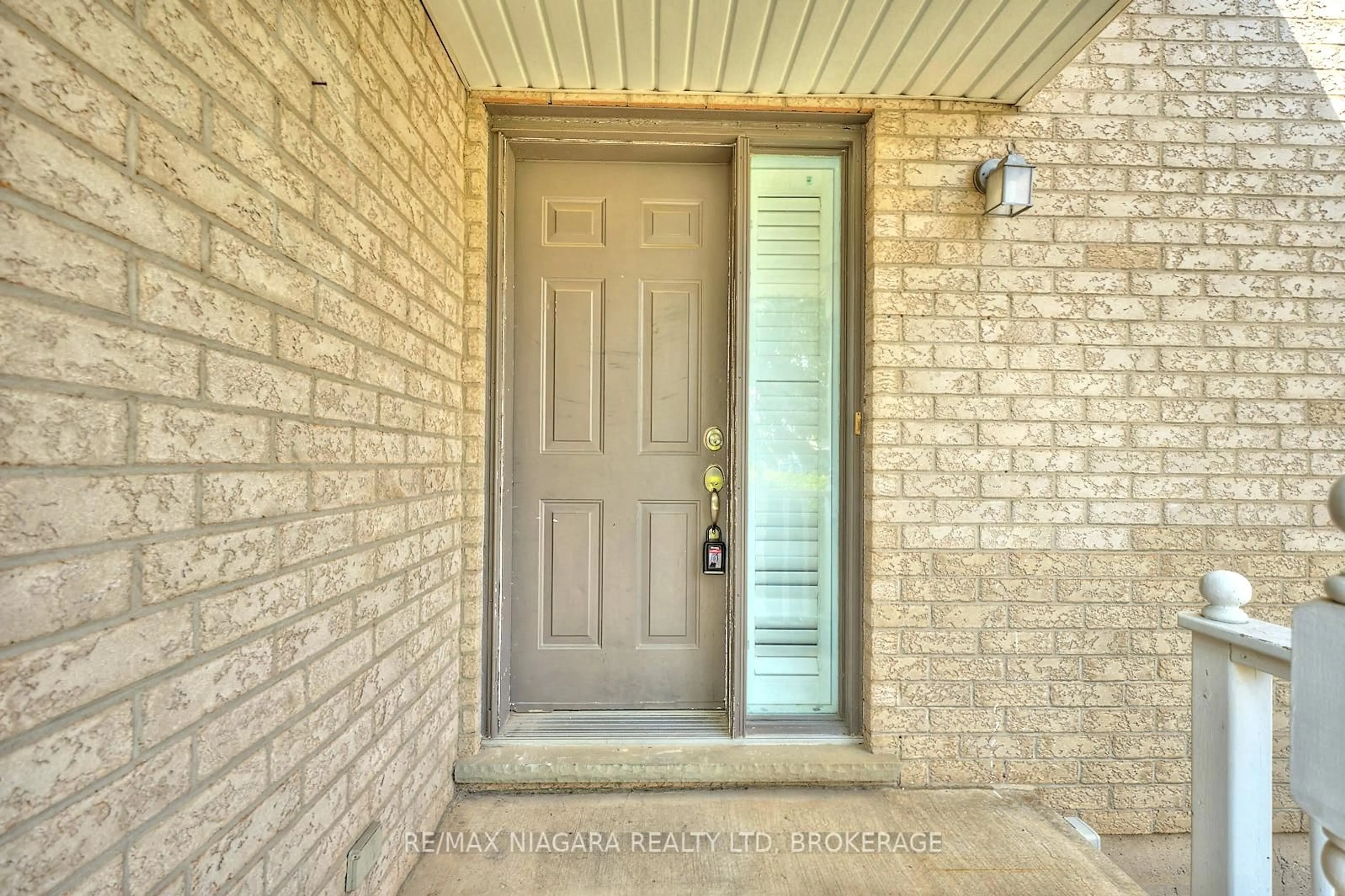 Indoor entryway for 4883 Northgate Cres, Lincoln Ontario L0R 1B9