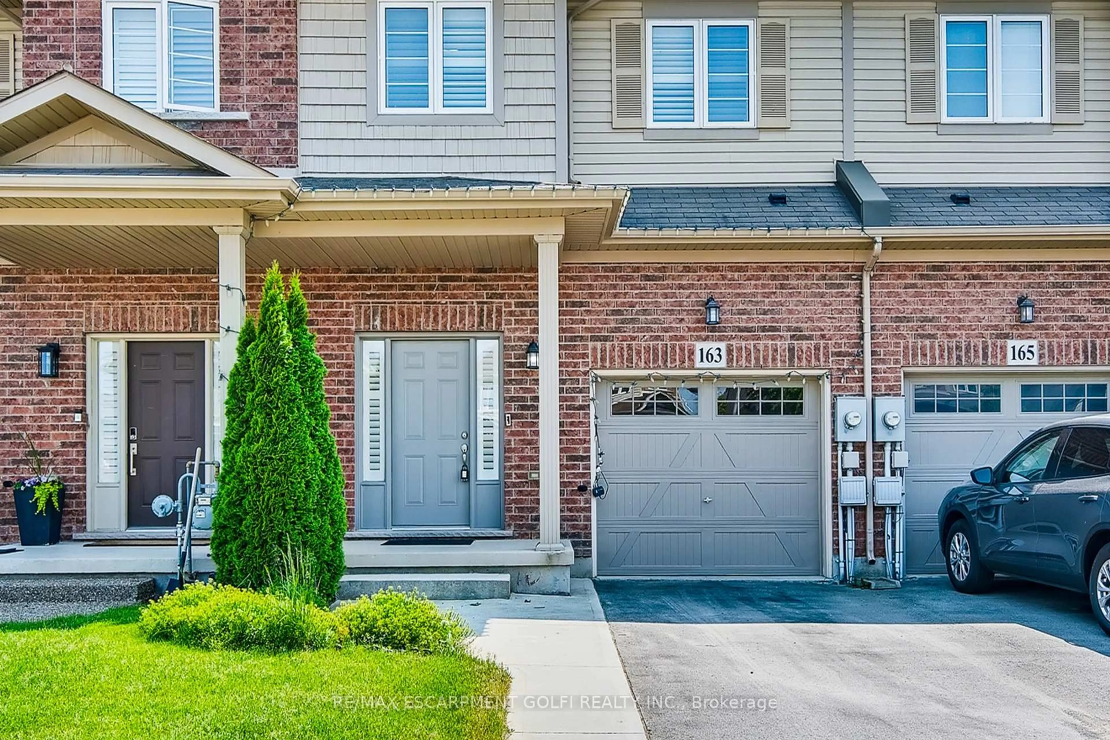 Home with brick exterior material, street for 163 Lormont Blvd, Hamilton Ontario L8J 0K2