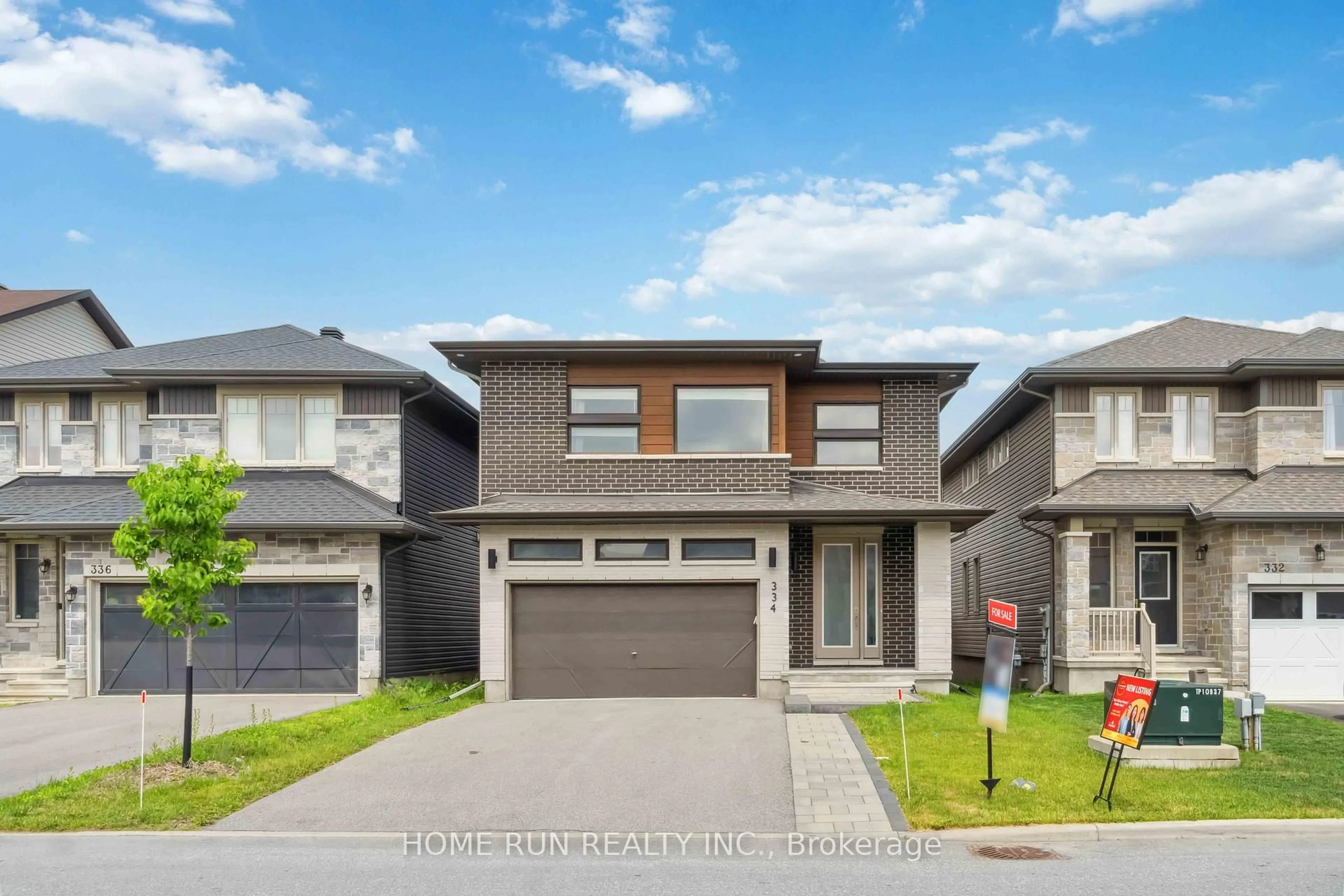 Home with brick exterior material, street for 334 Haliburton Hts, Ottawa Ontario K2V 0G1