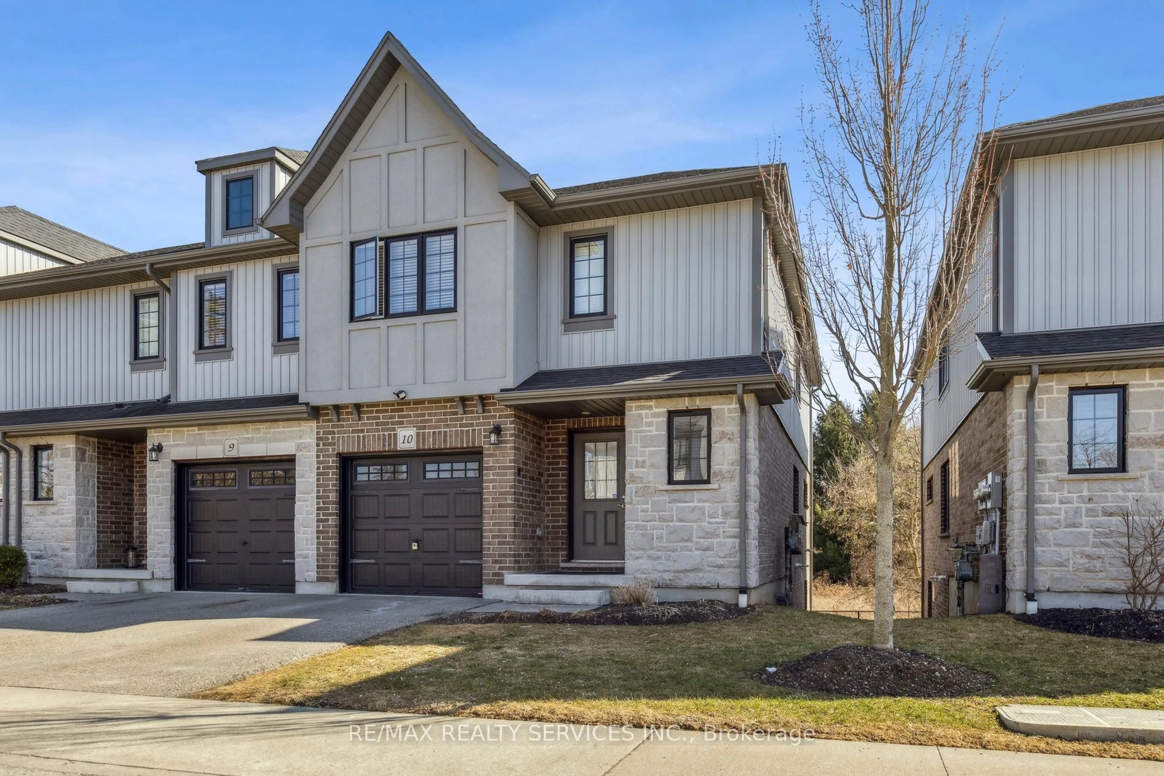 Home with brick exterior material, street for 625 Blackbridge Rd #10, Cambridge Ontario N0B 1M0