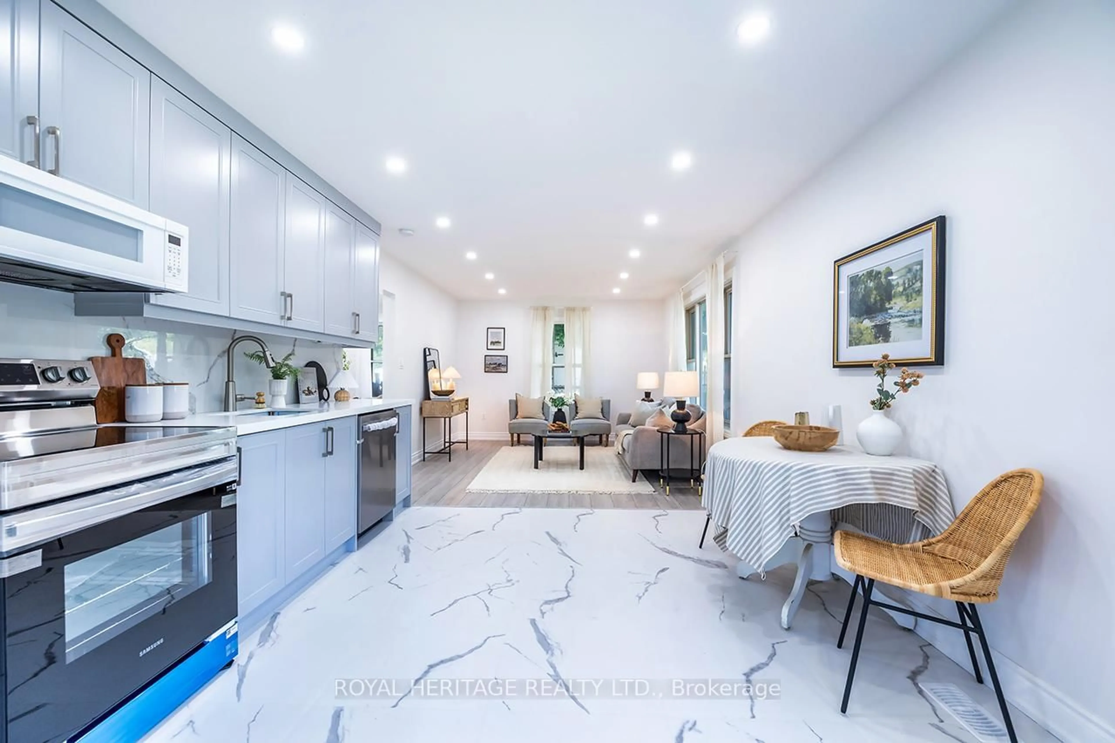 Open concept kitchen, ceramic/tile floor for 5049 Chapel St, Hamilton Township Ontario K0L 1E0