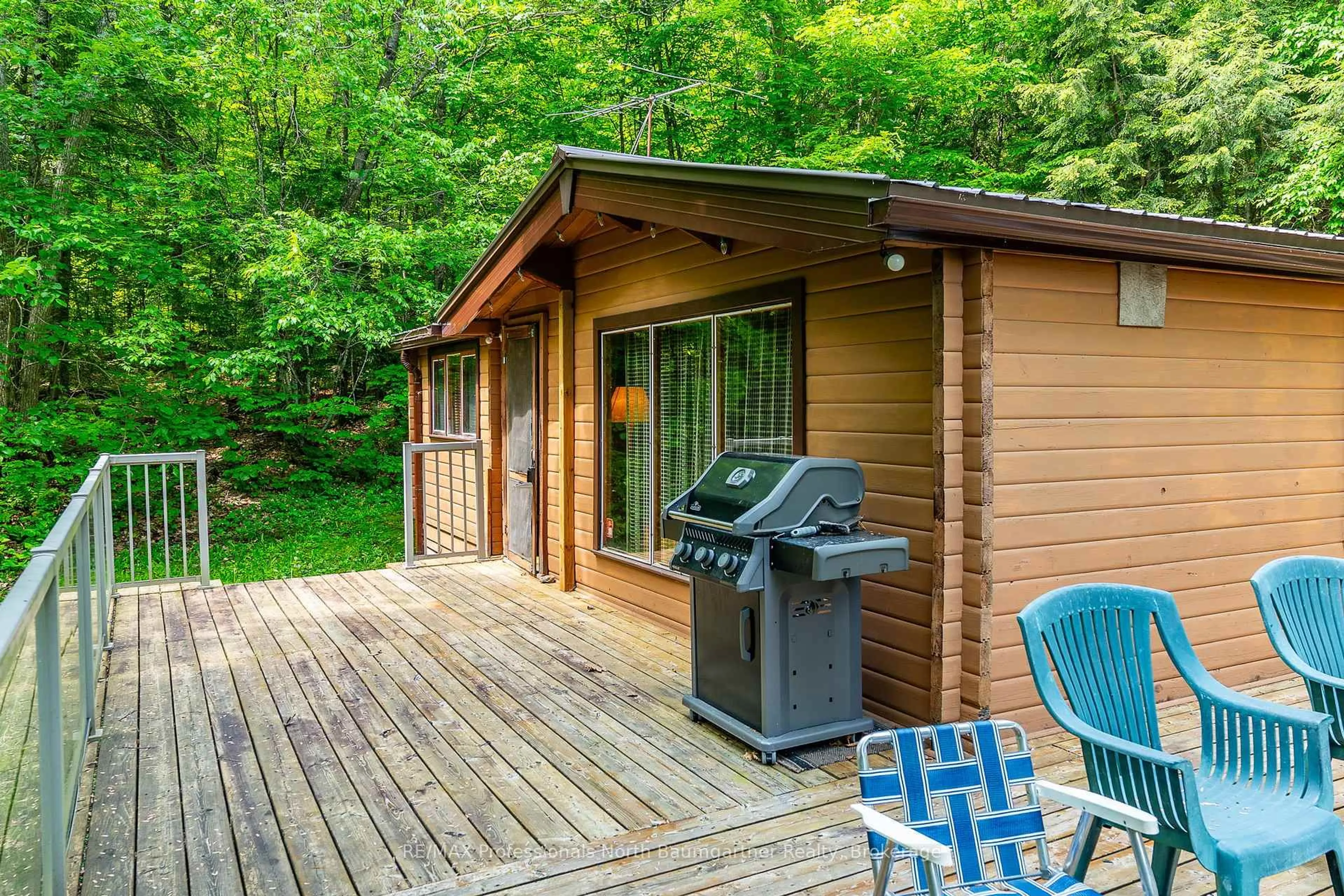 Patio, water/lake/river/ocean view for 2883 Watts Rd, Dysart et al Ontario K0M 1S0