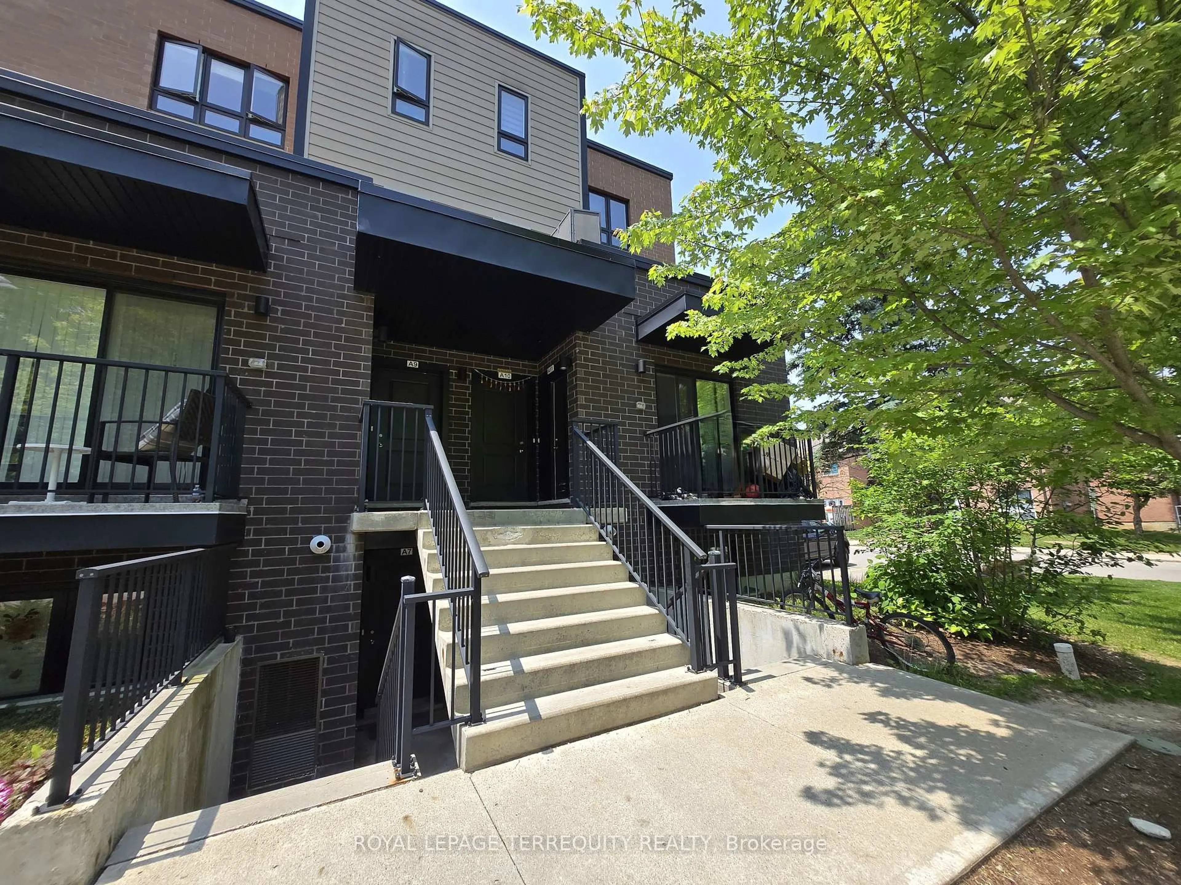 Unknown for 190 Century Hill Dr #A-11, Kitchener Ontario N2E 0G9