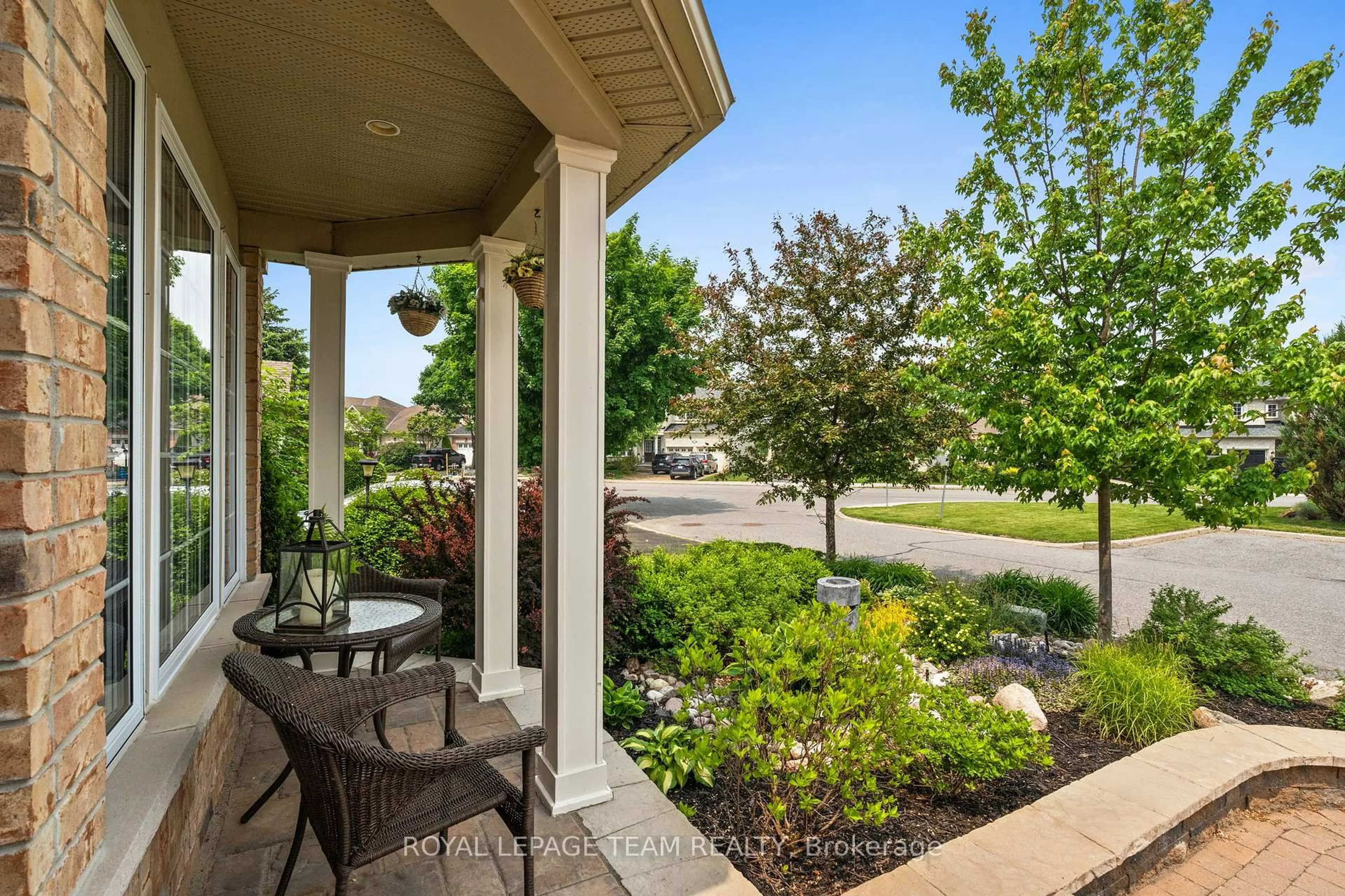 Patio, street for 104 Heathercrest Private, Ottawa Ontario K2J 5E6
