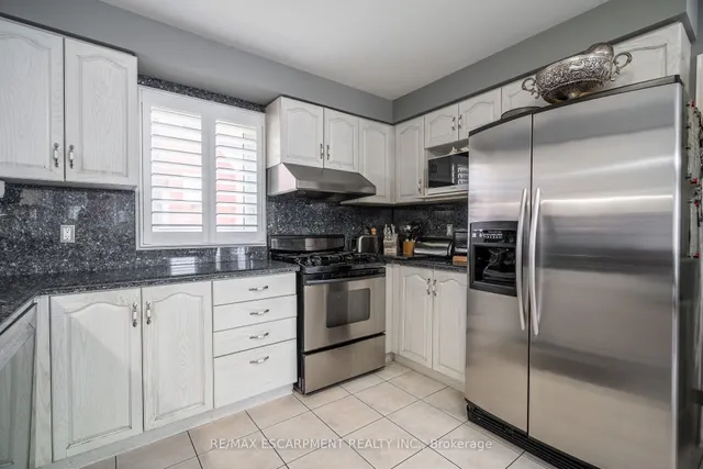 Additional property image - 89 Meadowlands Blvd