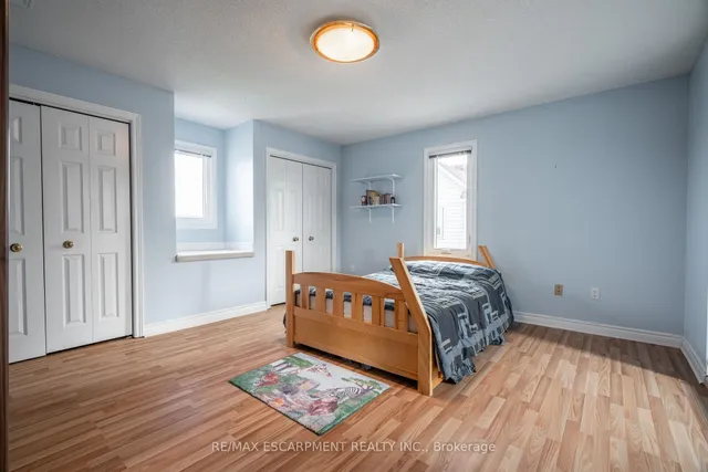 Additional property image - 89 Meadowlands Blvd