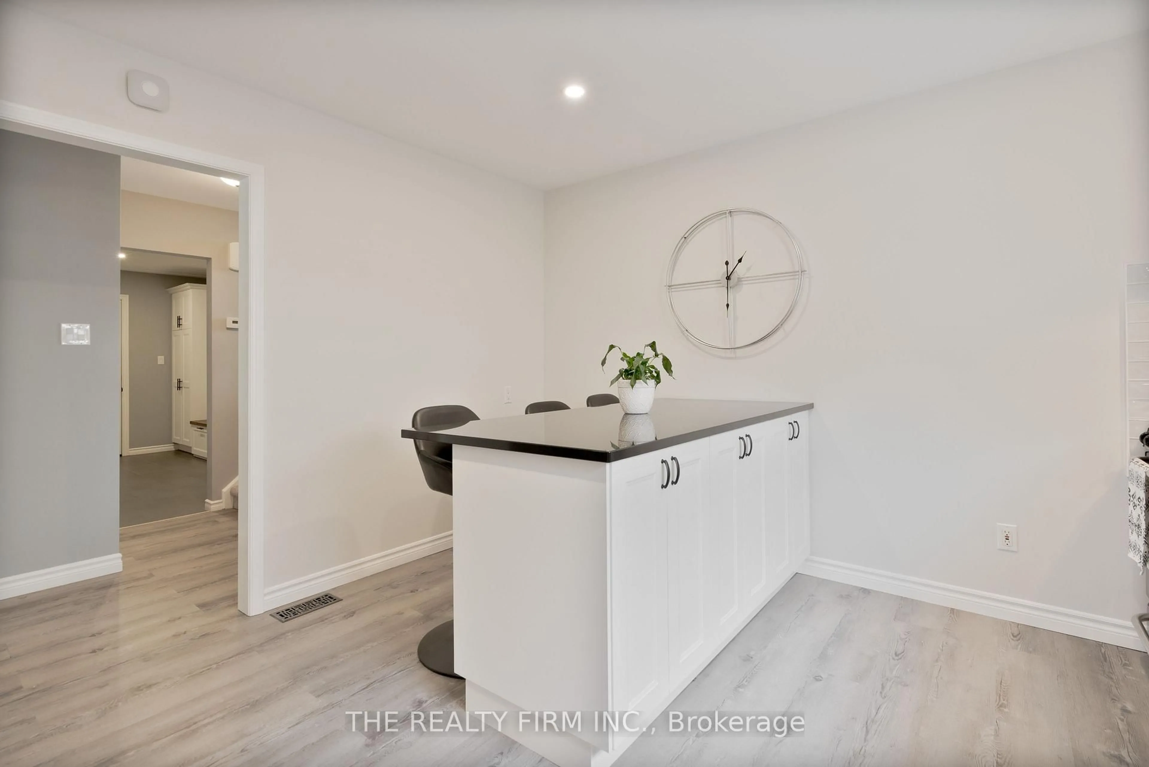 Unknown for 40 Havenridge Cres, London North Ontario N6H 4L6