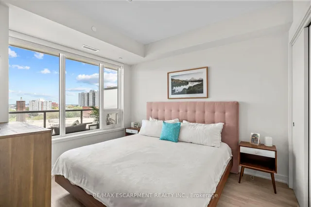Additional property image - 212 King William St Unit 818