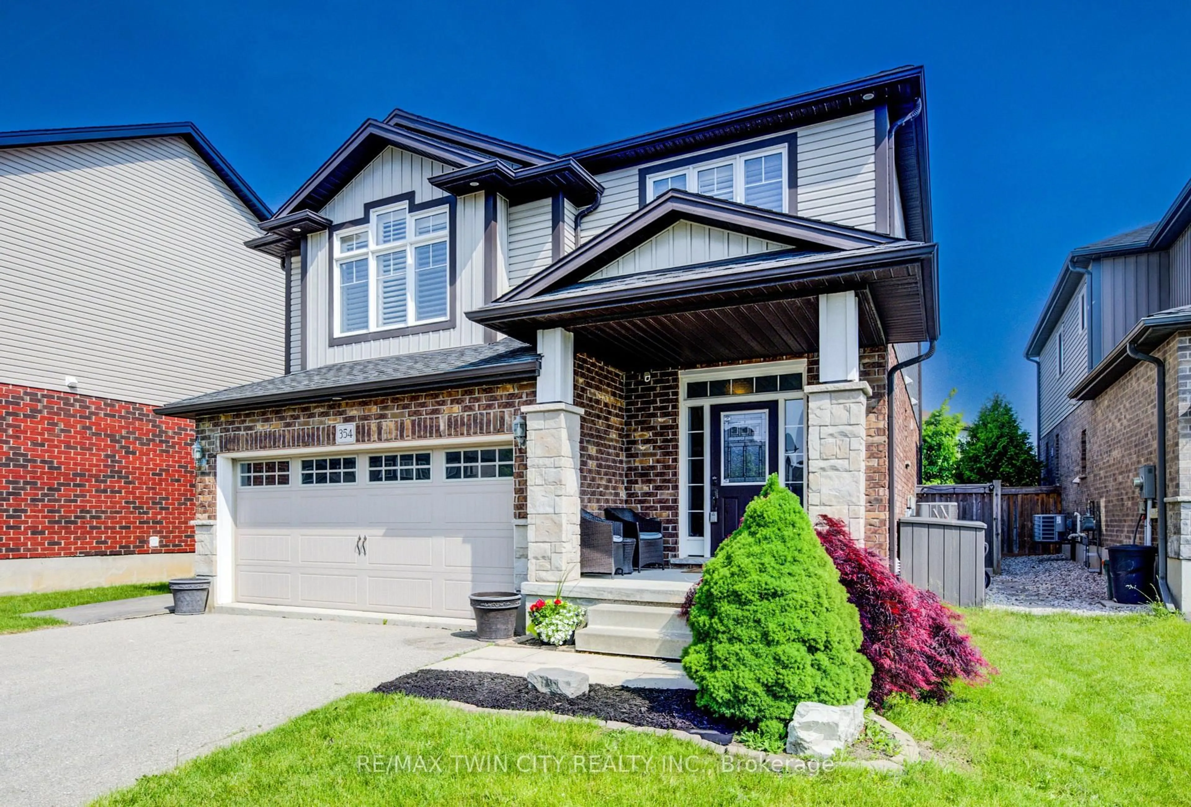 Home with brick exterior material, street for 354 Salisbury Ave, Cambridge Ontario N1S 0A2