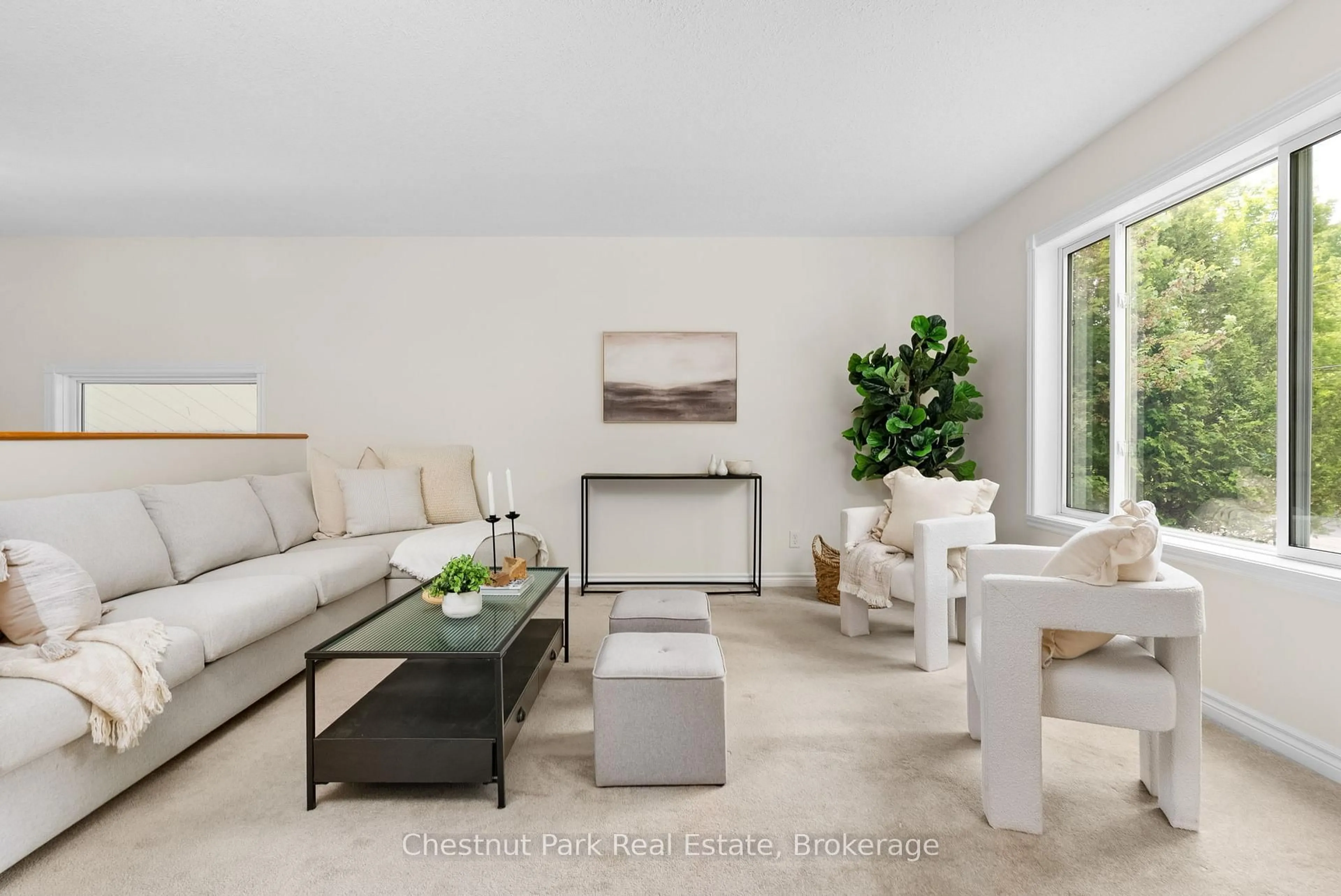 Living room with furniture, unknown for 20 Hilltop Dr, Huntsville Ontario P1H 1C5