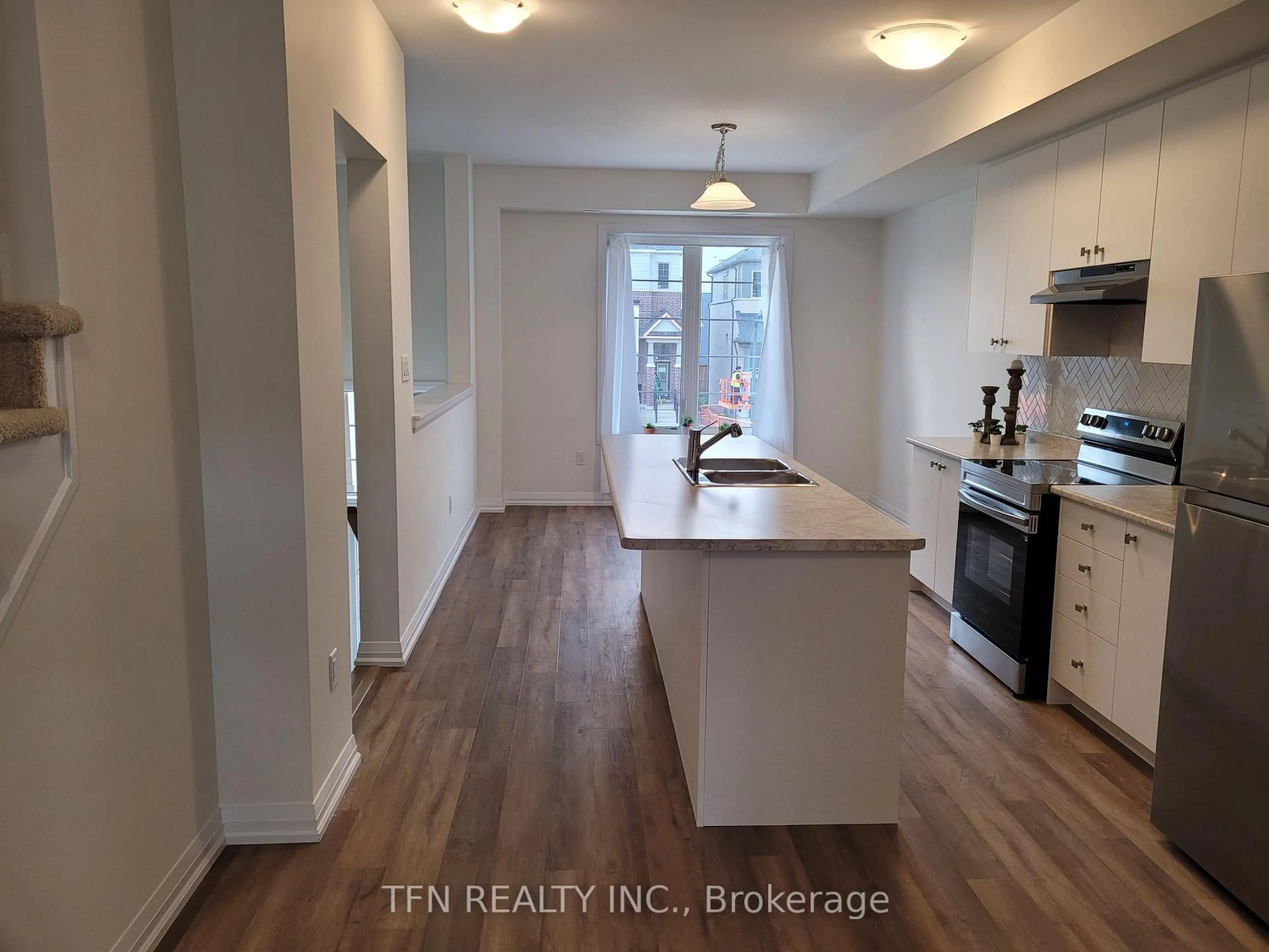 Open concept kitchen, unknown for 389 Conklin Rd #12, Brantford Ontario N3T 0Y3