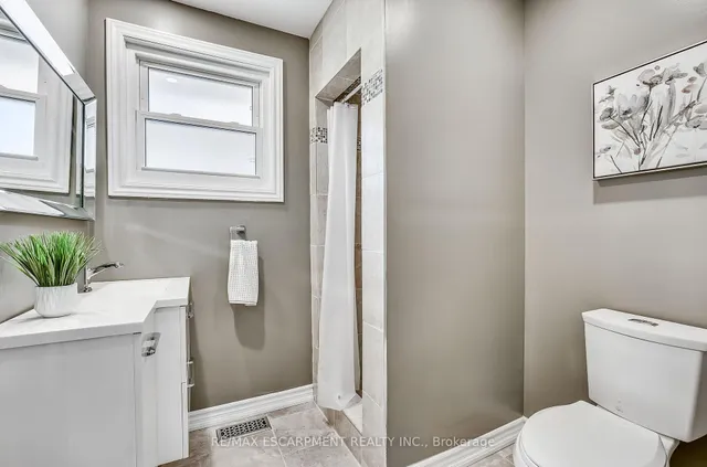 Additional property image - 29 Guildwood Dr