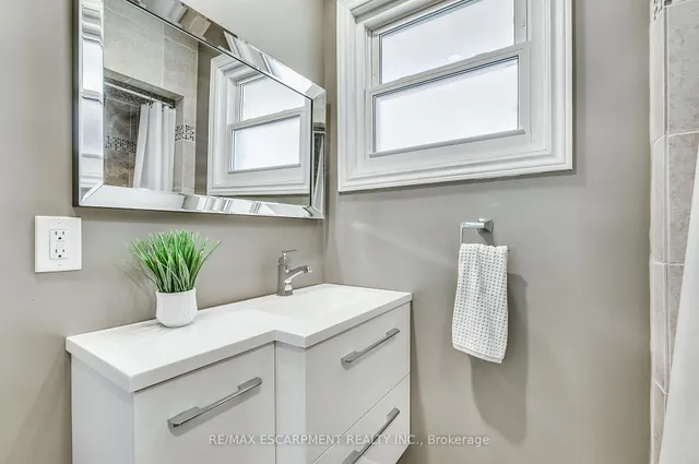 Additional property image - 29 Guildwood Dr