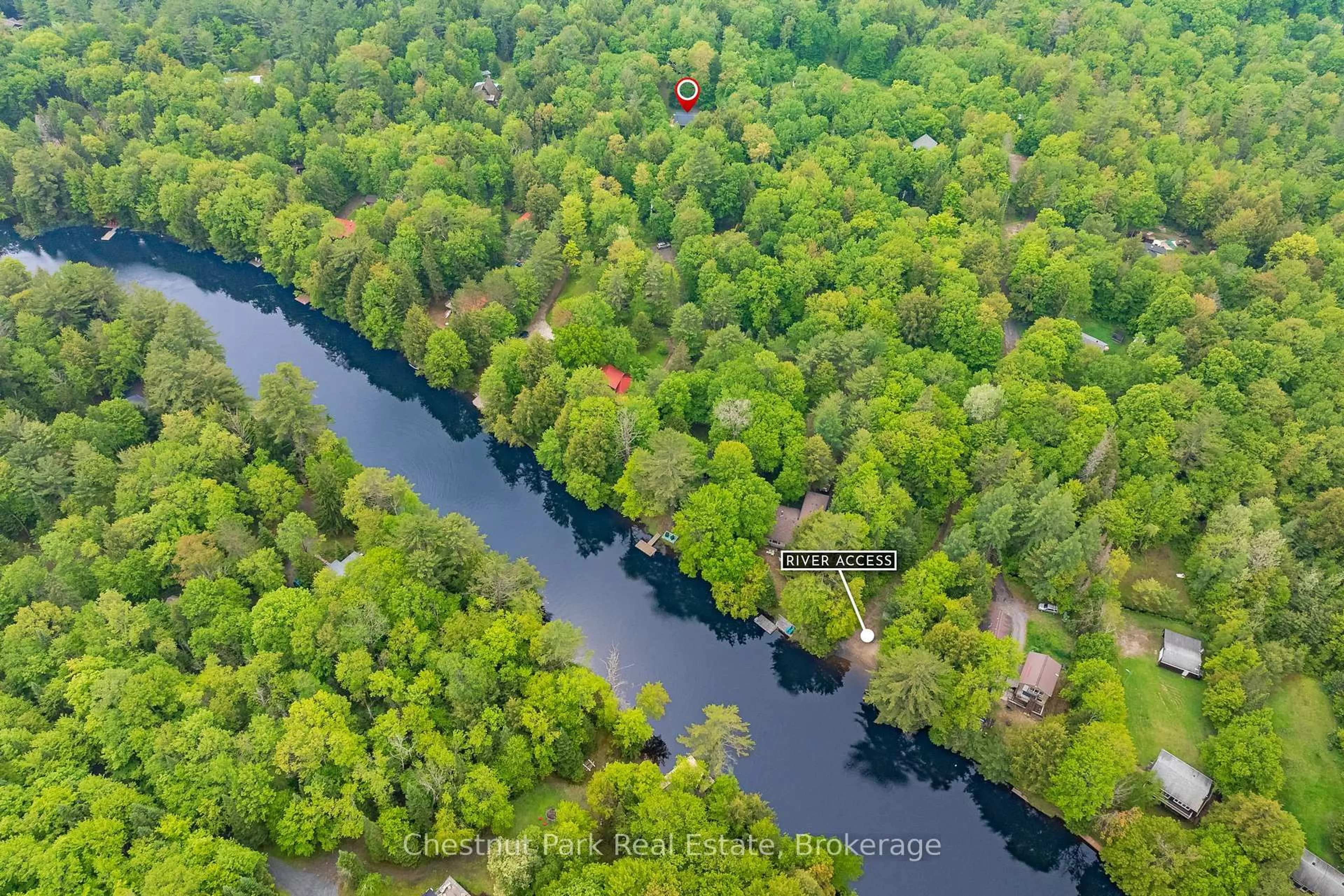 A pic from outside/outdoor area/front of a property/back of a property/a pic from drone, water/lake/river/ocean view for 1053 Holiday Park Dr, Bracebridge Ontario P1L 1W9
