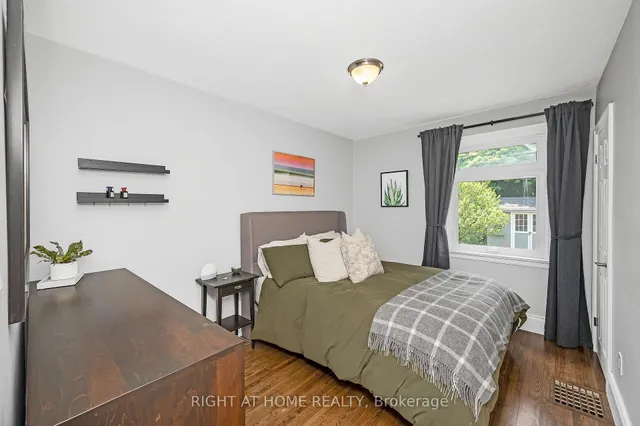 Additional image 11 of 273 Bold St