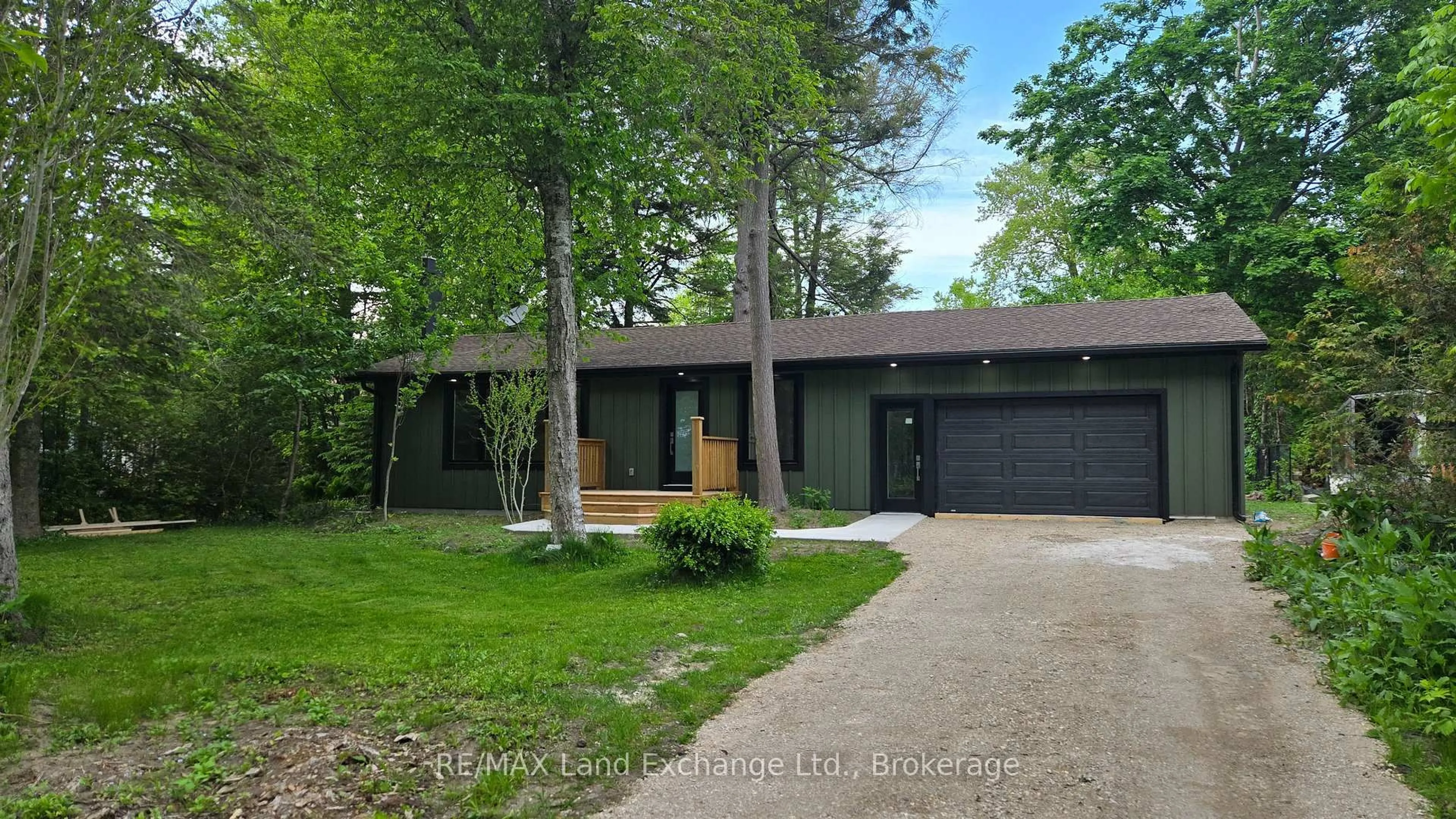Unknown for 325 Ojibwa Tr, Huron-Kinloss Ontario N0G 2R0