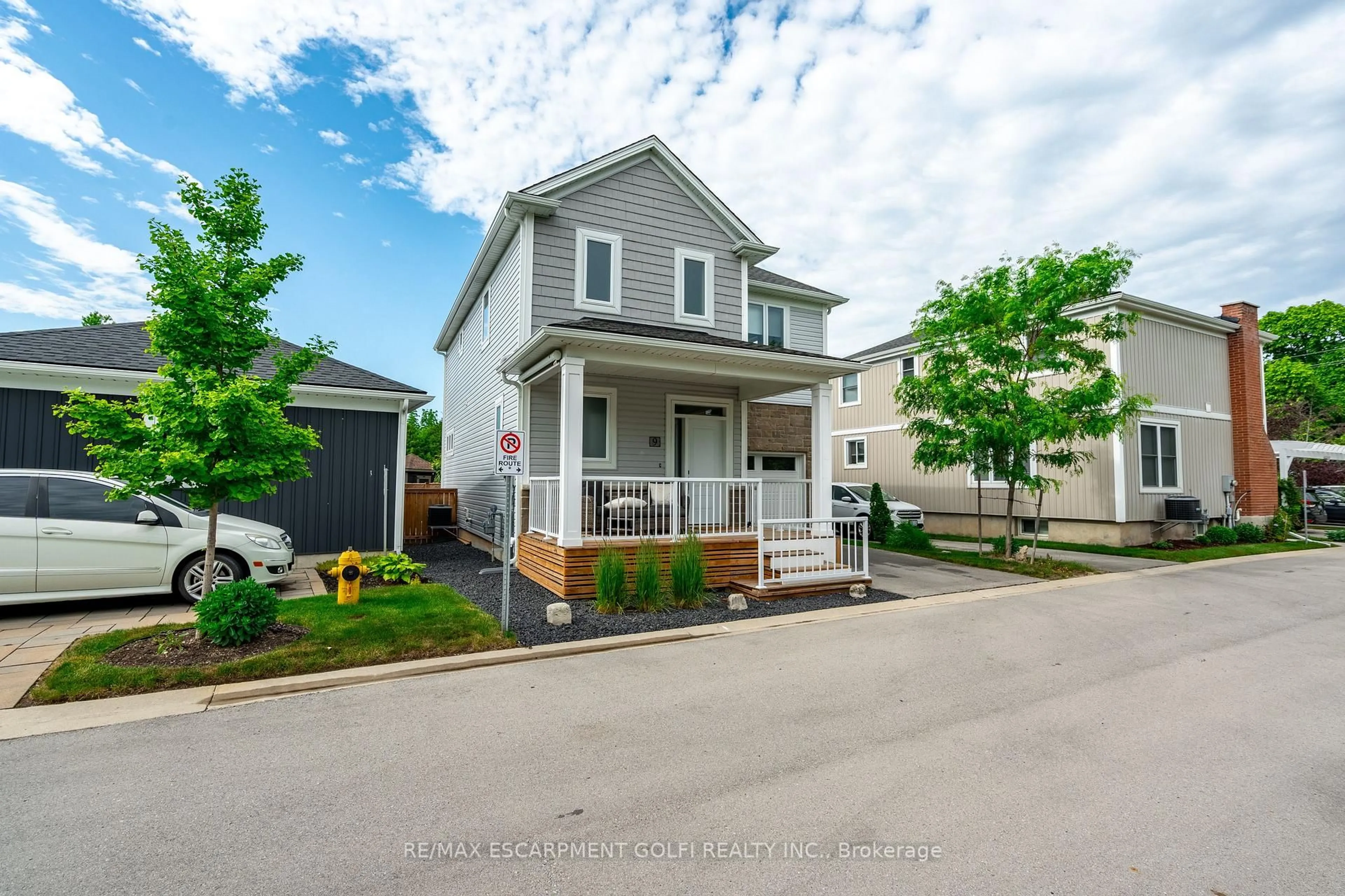 Unknown for 9 Princeton Common, St. Catharines Ontario L2N 2H2