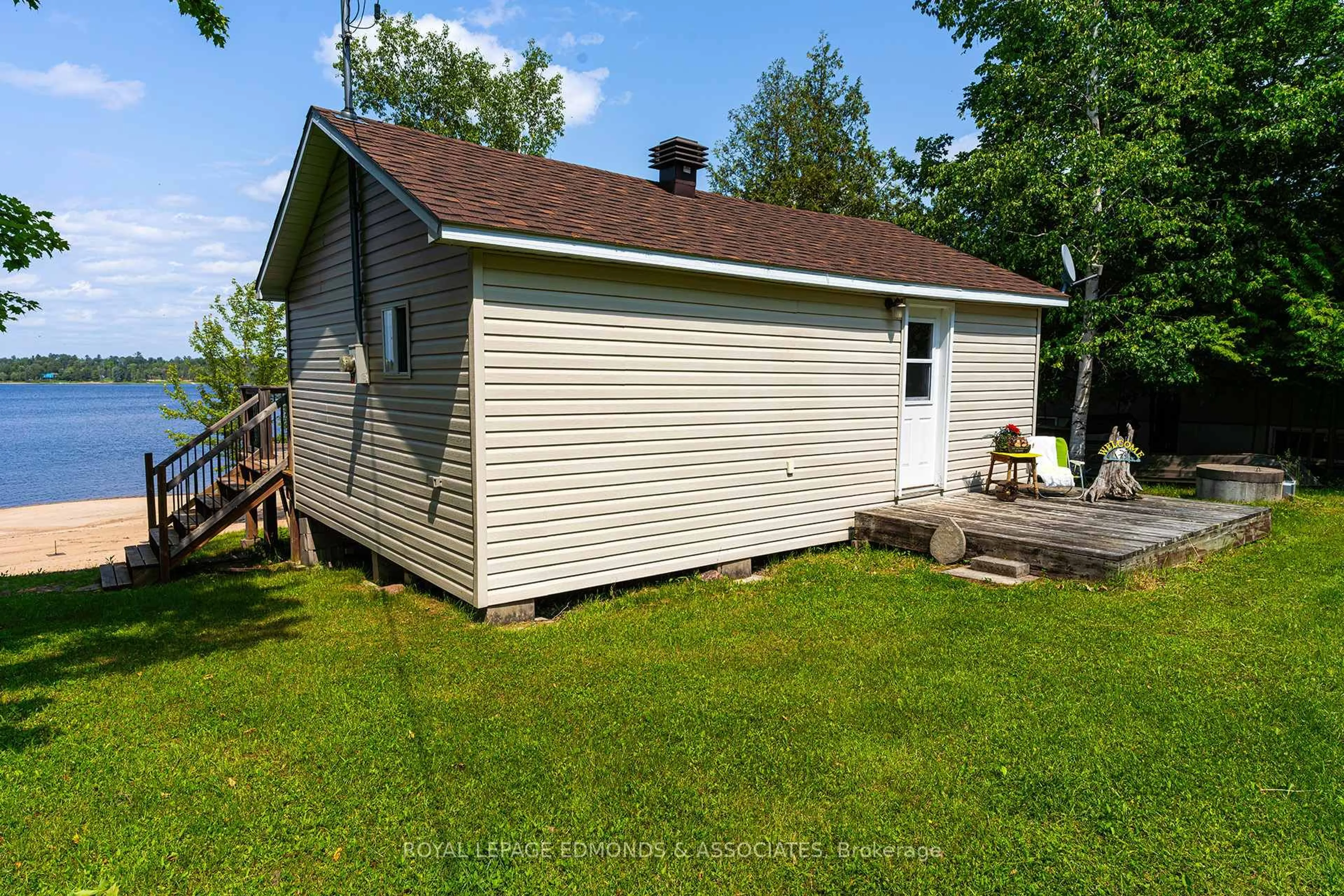 Shed for 780 Forest Park Rd, Pembroke Ontario K8A 6W2