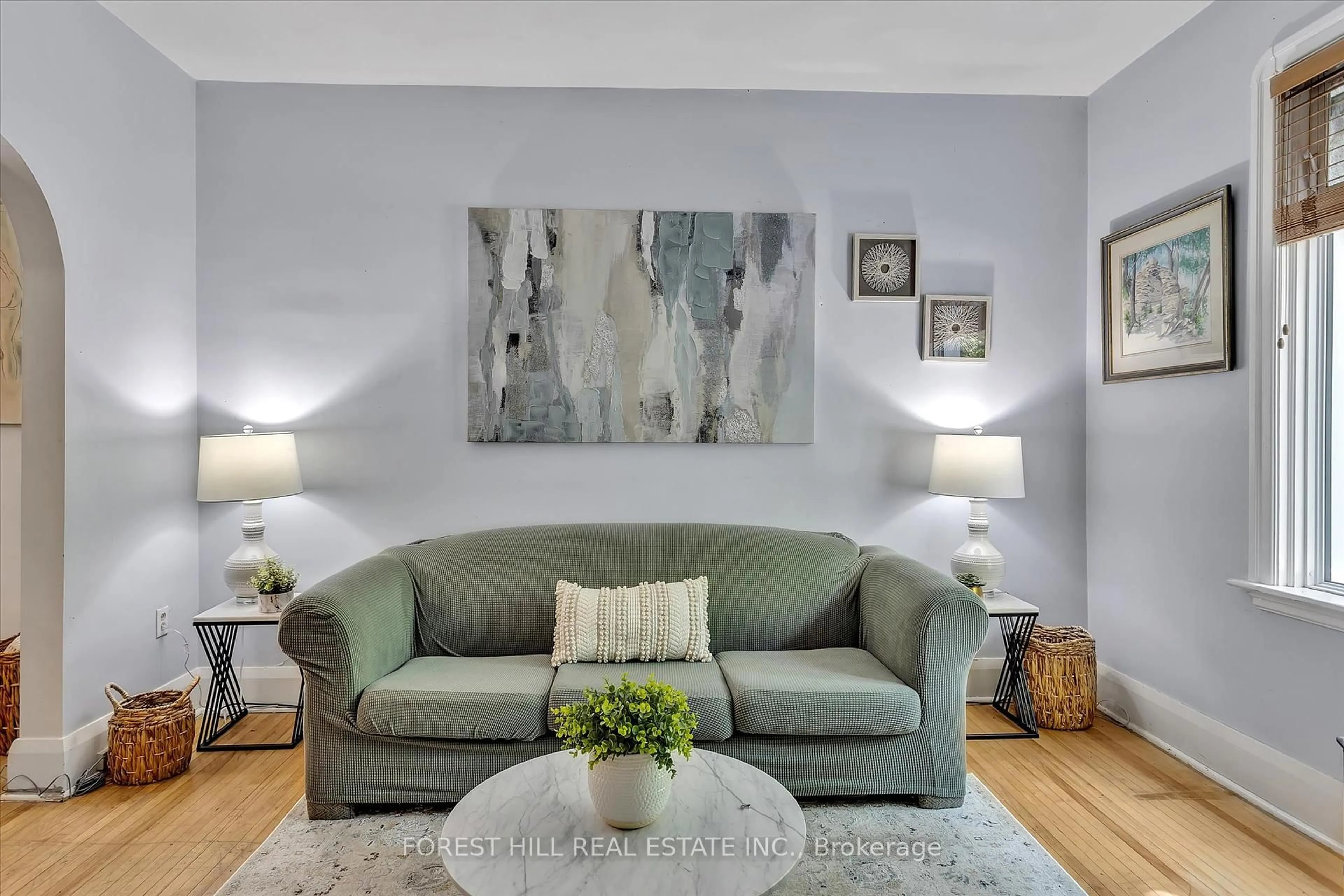 Living room with furniture, unknown for 466 Cambridge St, Peterborough Central Ontario K9H 4T3
