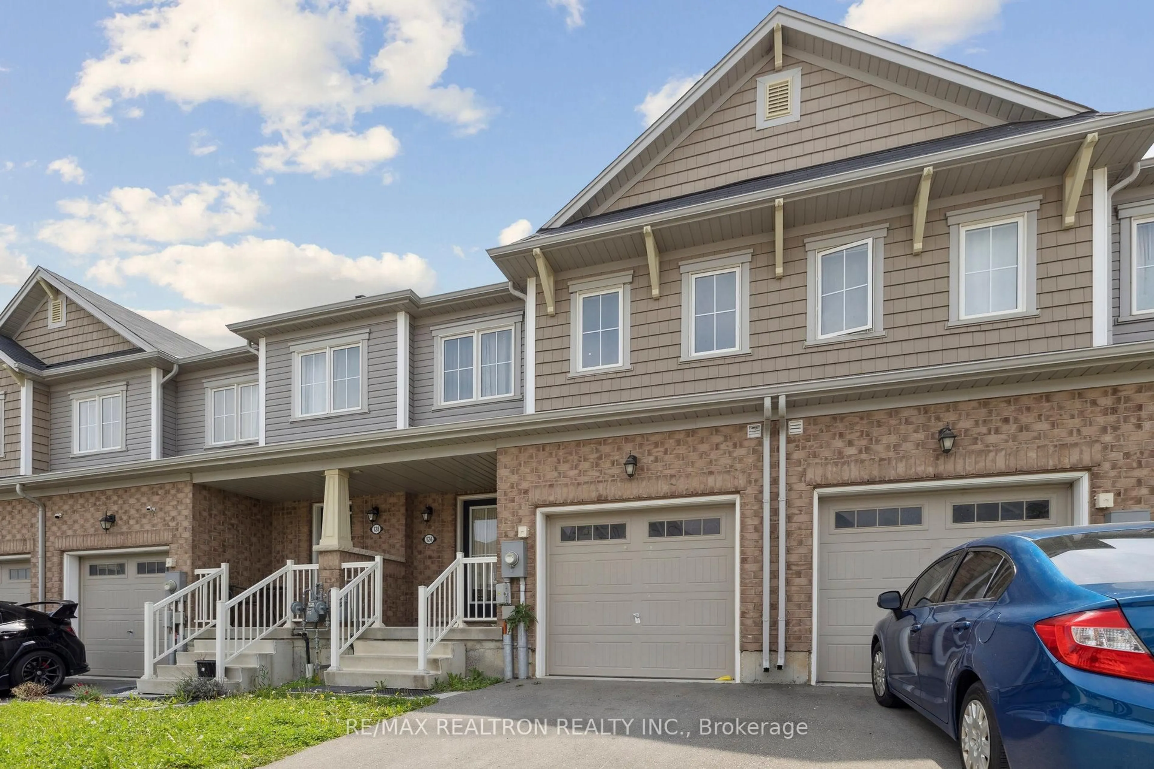 Home with brick exterior material, street for 126 Munro Circ, Brantford Ontario N3T 5L5