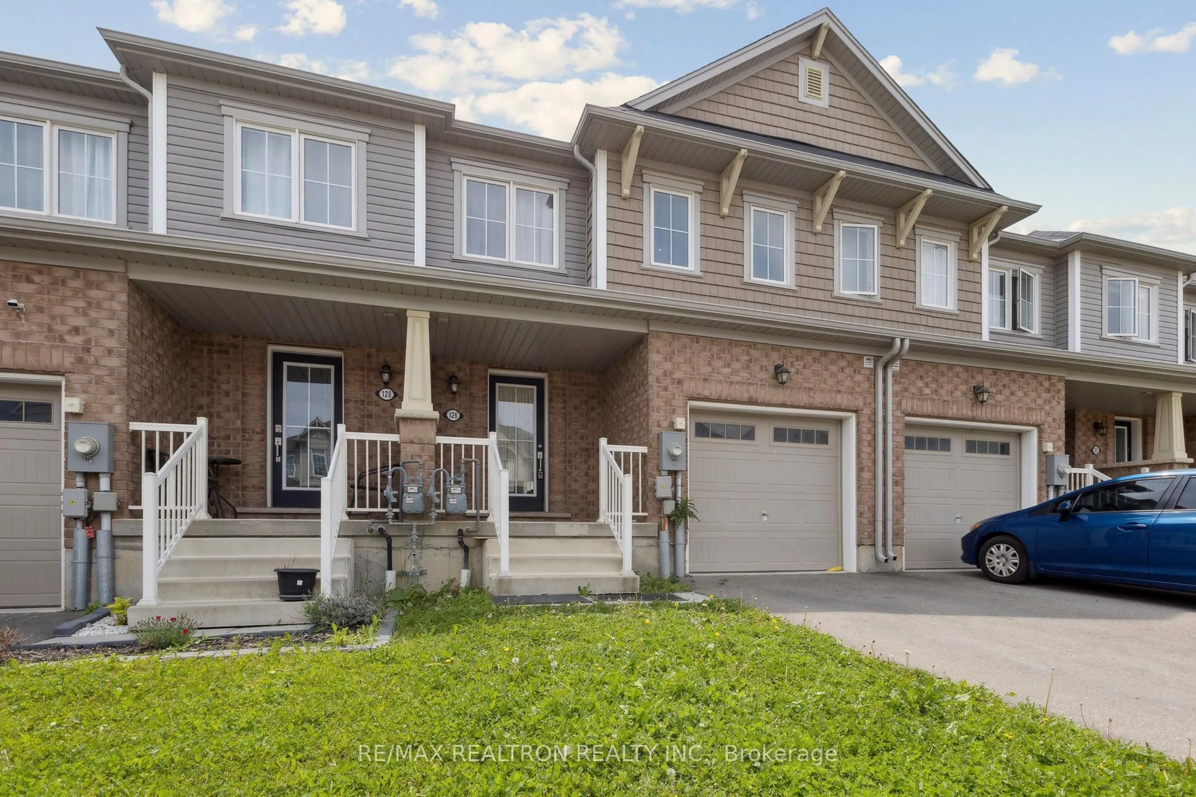 Home with brick exterior material, street for 126 Munro Circ, Brantford Ontario N3T 5L5